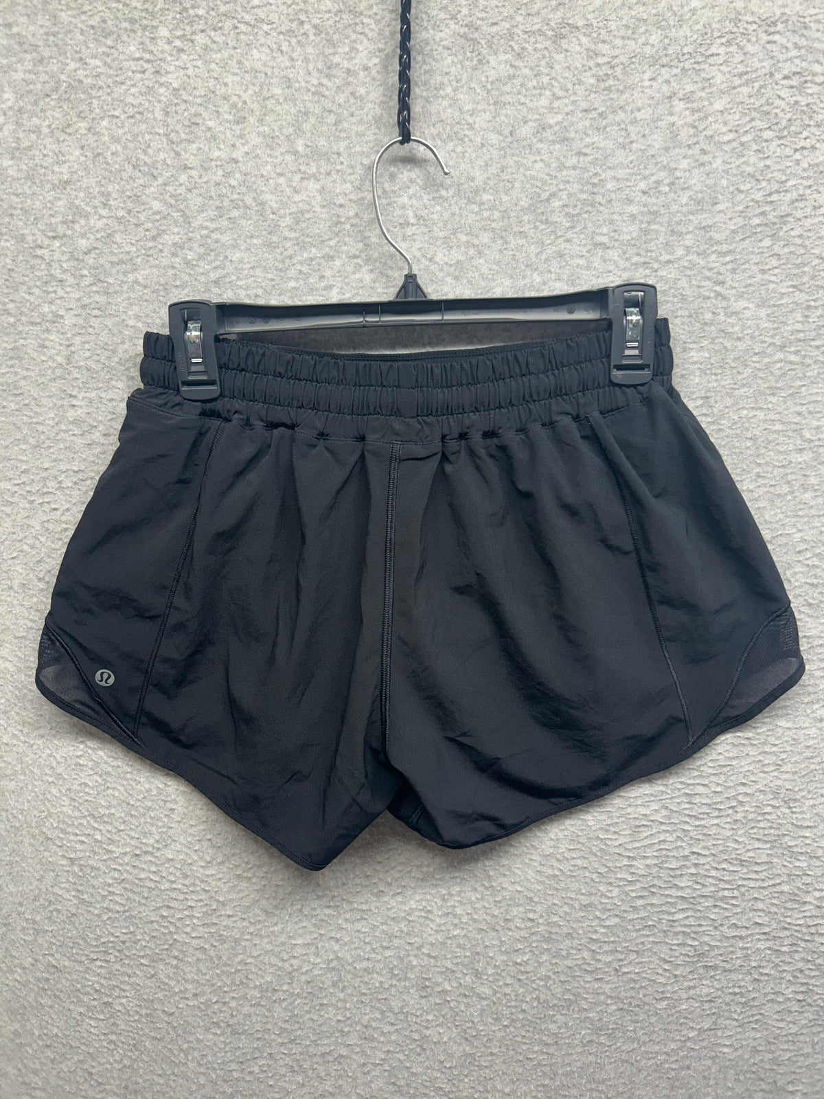 Lululemon Hotty Hot Short Long 4" Size 8 Black