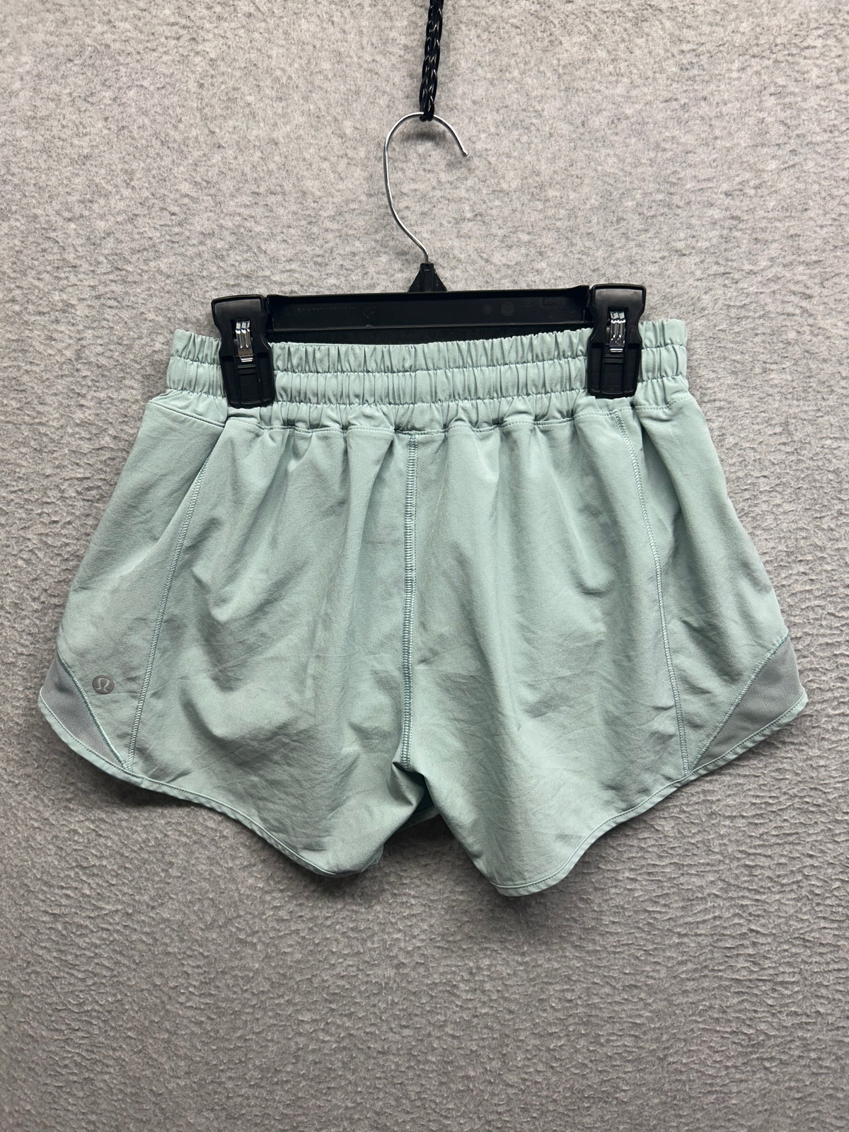 Lululemon Hotty Hot Short II Long 4" Size 4 Hazy Jade (First Release)