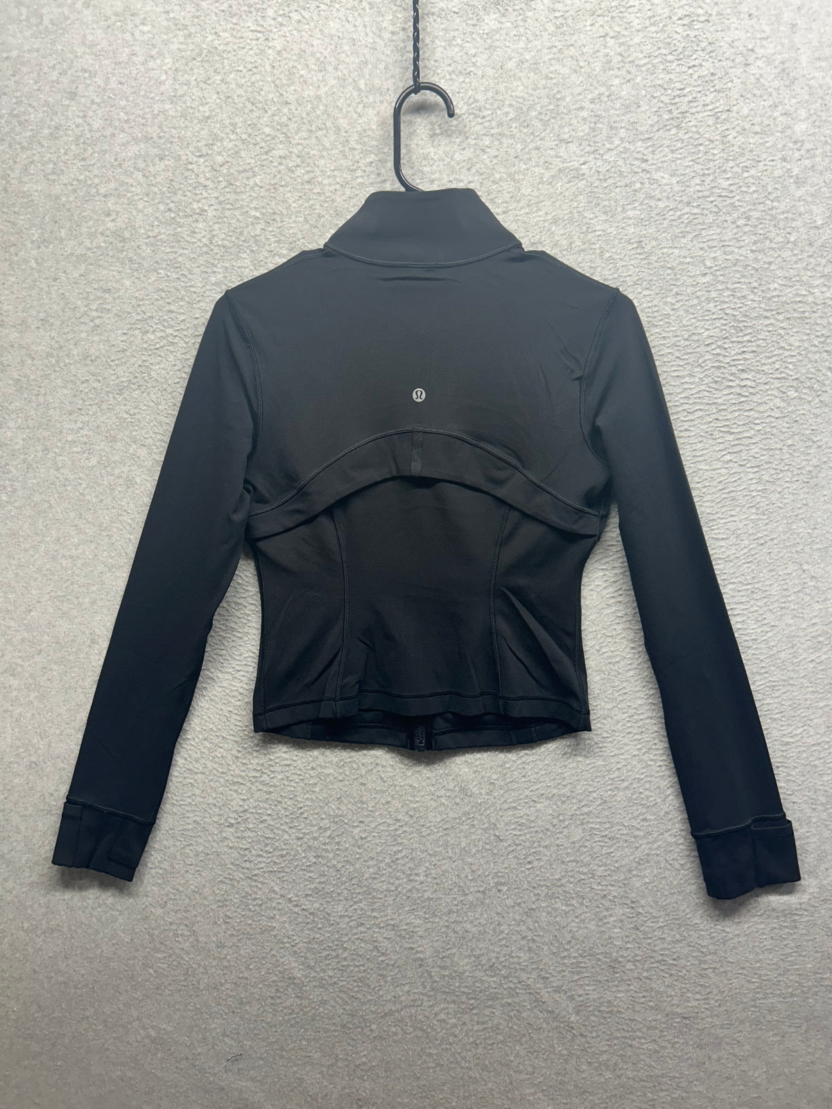 Lululemon Define Cropped Jacket Nulu Size 8 Black (Second Release)