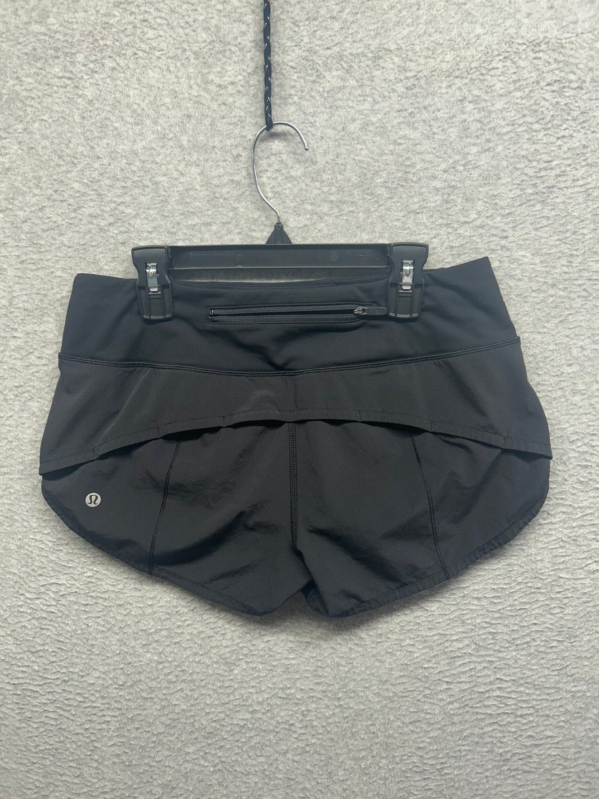 Lululemon Speed Up Short 2.5" Size 4 Black