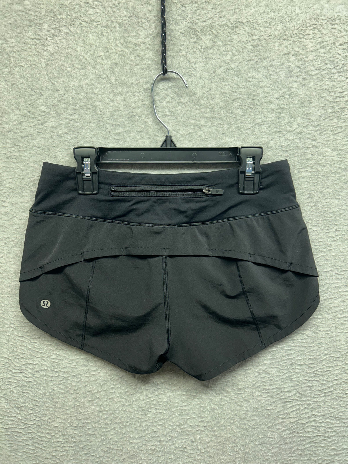 Lululemon Speed Up Short 2.5" Size 2 Black