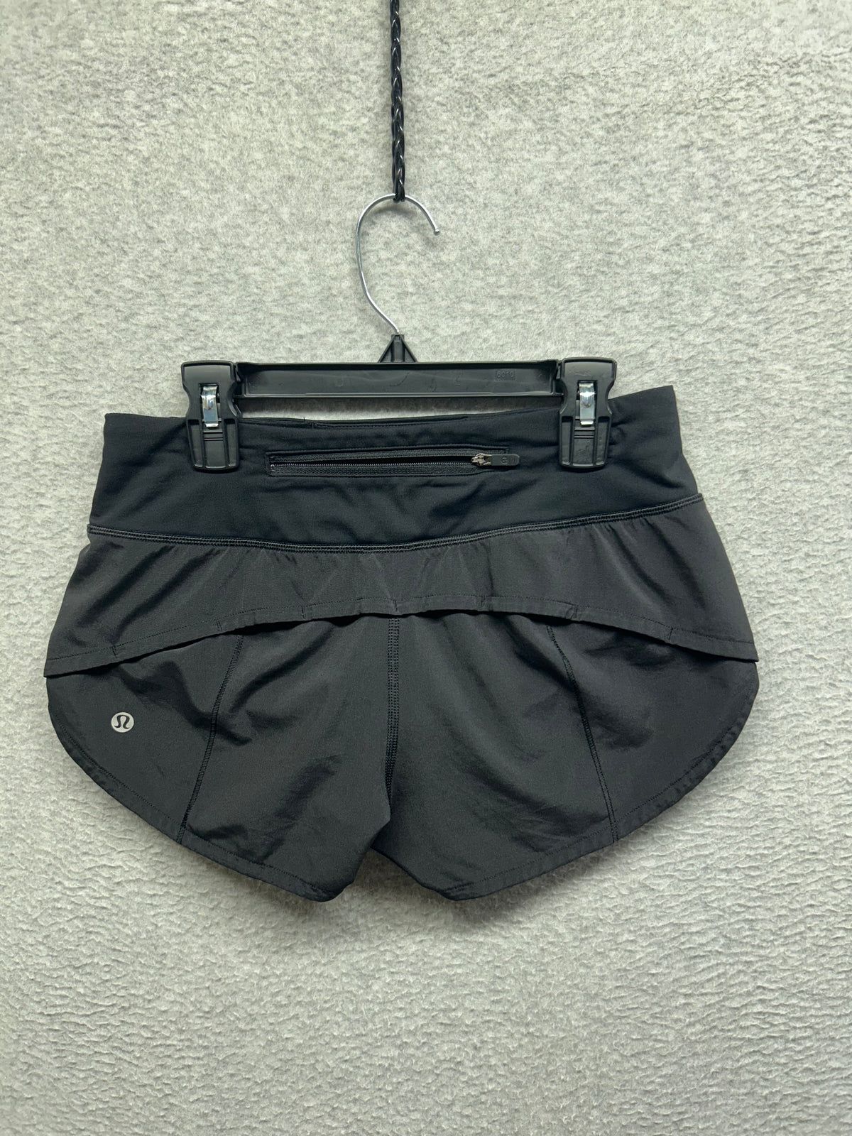 Lululemon Speed Up Short 2.5" Size 2 Black (First Release)