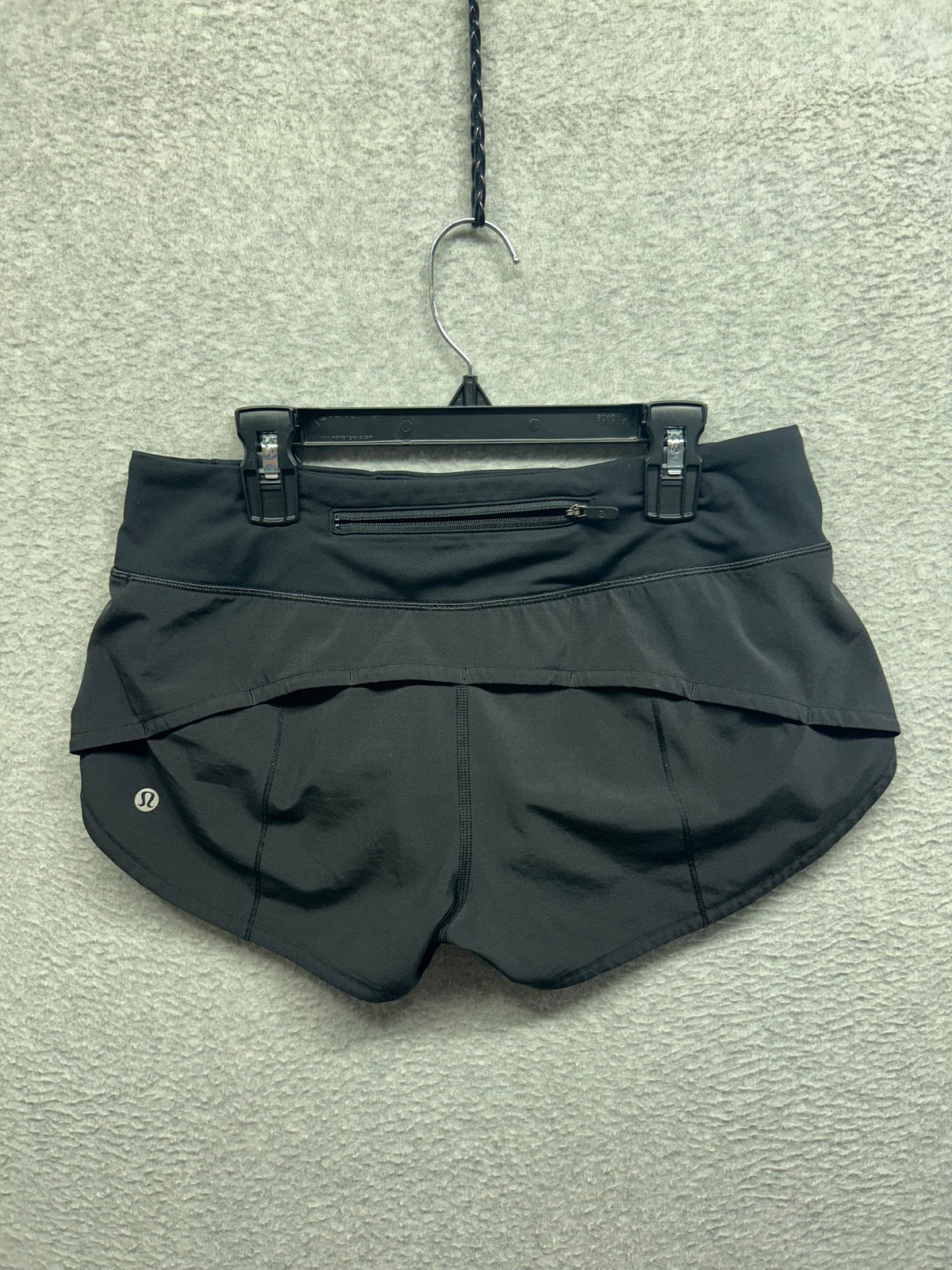 Lululemon Speed Up Short 2.5" Size 4 Black