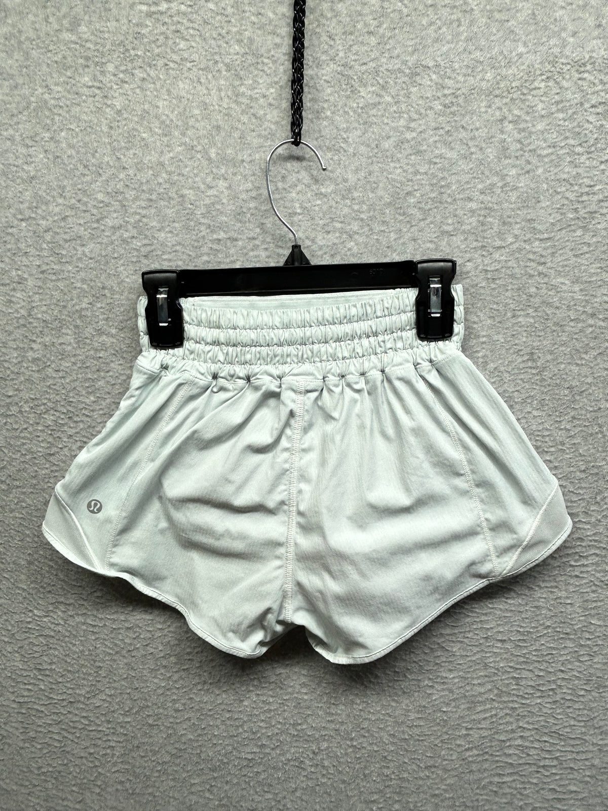 Lululemon Hotty Hot Short High-Rise 2.5" Size 0 White