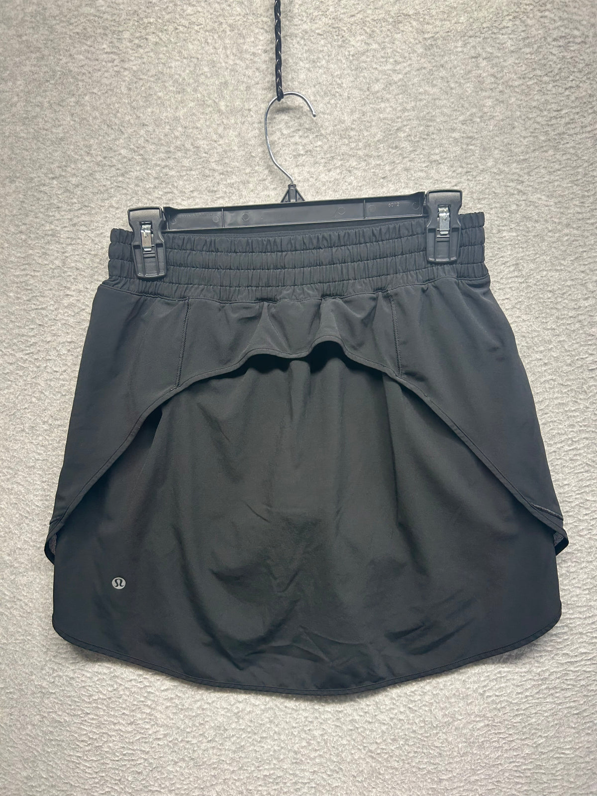 Lululemon Hotty Hot High-Rise Skirt Long Size 6 Black