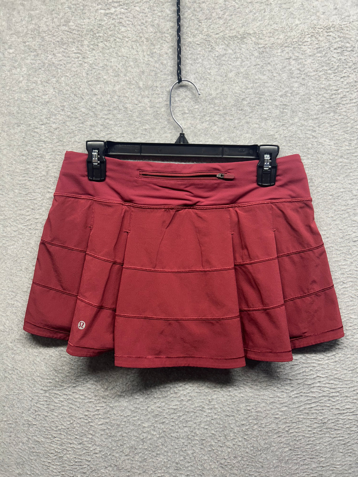 Lululemon Pace Rival Skirt 13" Size 6 Chianti