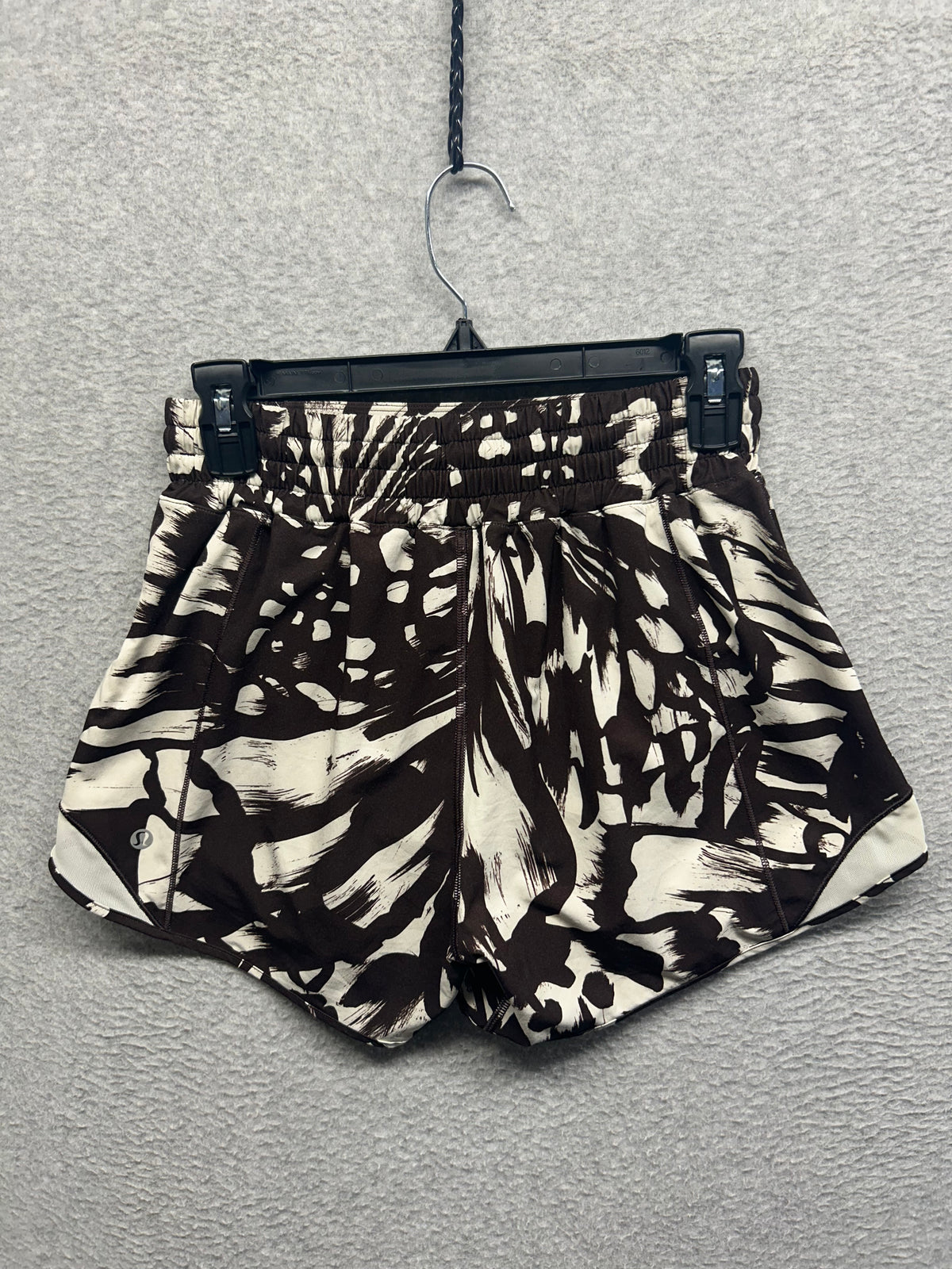 Lululemon Hotty Hot High-Rise Lined Short 4" Size 6 Monarch Bloom Bone Espresso / Bone
