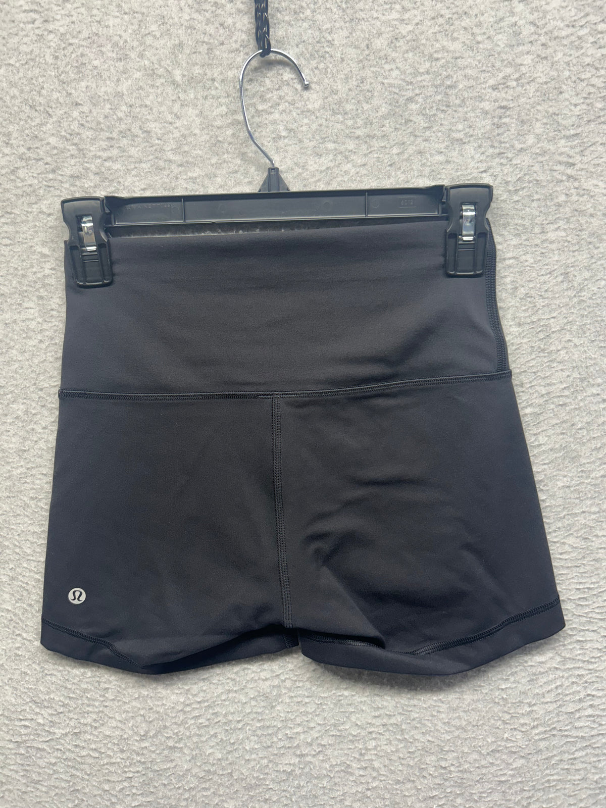 Lululemon Wunder Train High-Rise Short 4" Size 6 Black