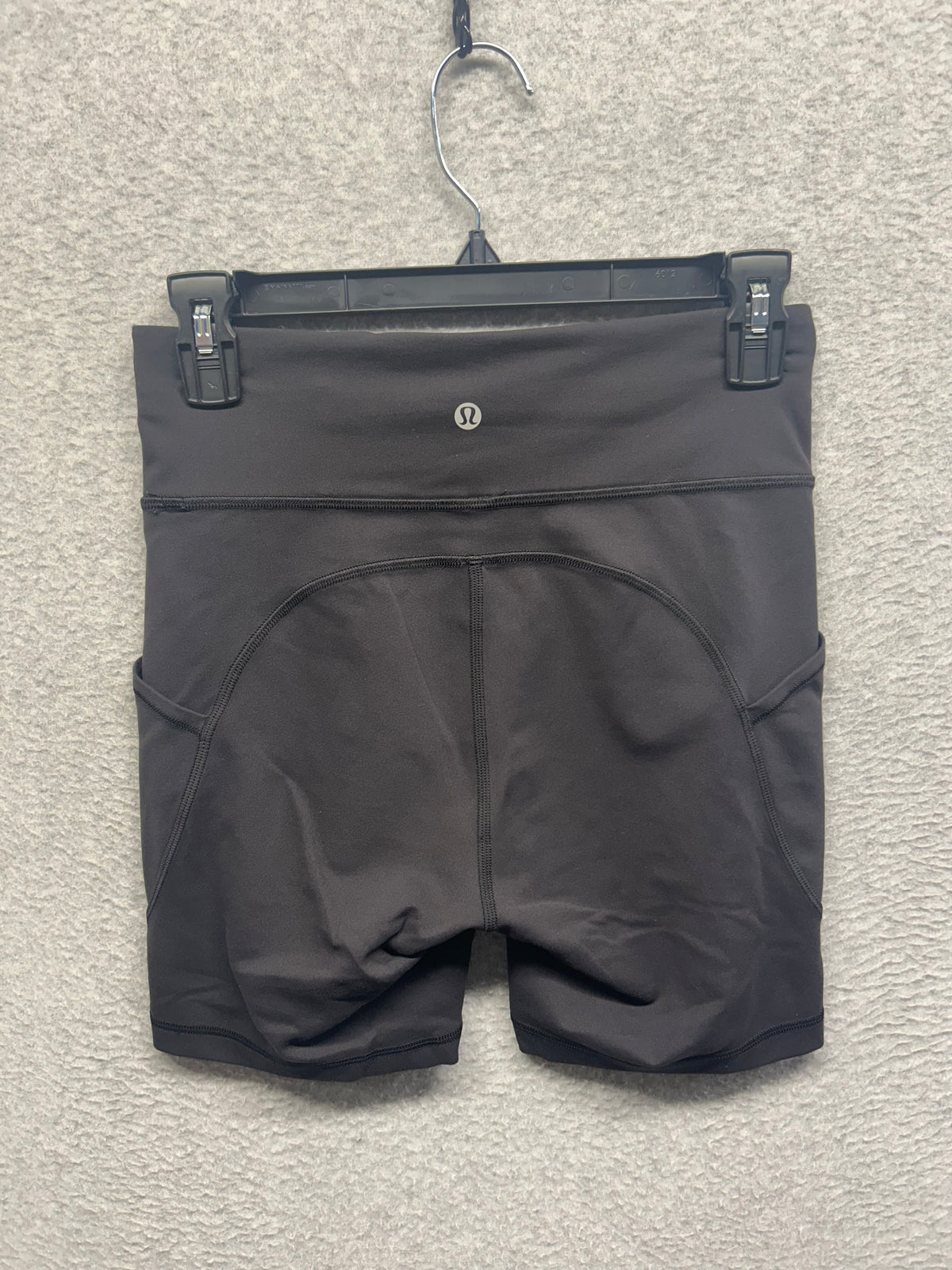Lululemon Invigorate High Rise Short 6" Size 6 Black