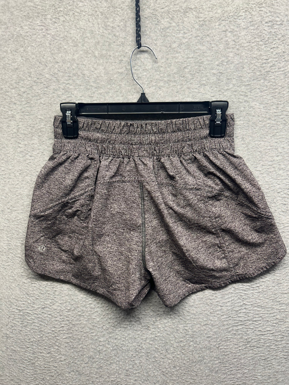 Lululemon Tracker Short V 4" Size 6 Heathered Black