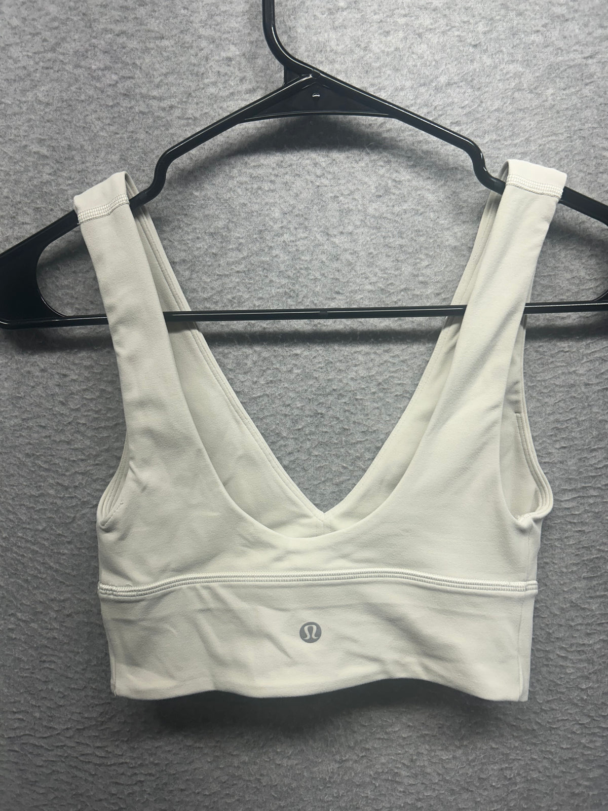Lululemon Align V-Neck Bra Size 2 Bone