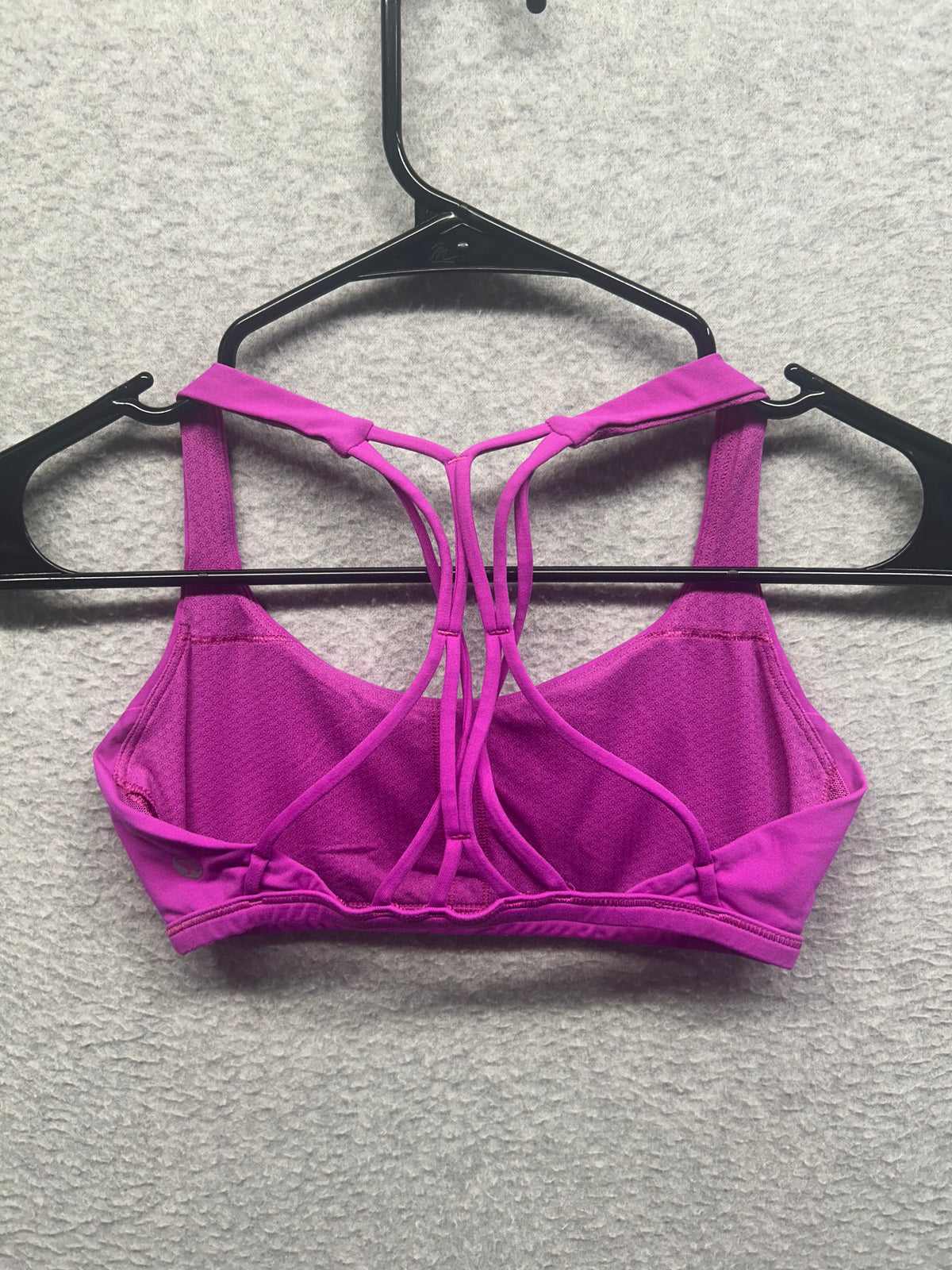 Lululemon Free To Be Zen Bra Size 2 Polar Pink