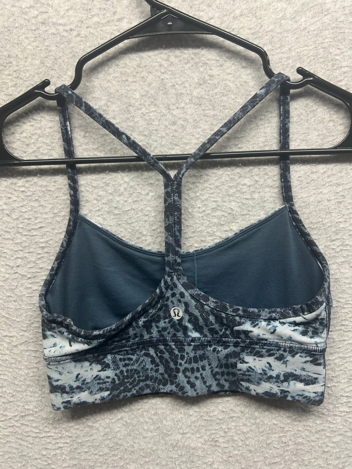 Lululemon Flow Y Bra Long Line Nulu Size 4 Indigo Lace Starlight Multi