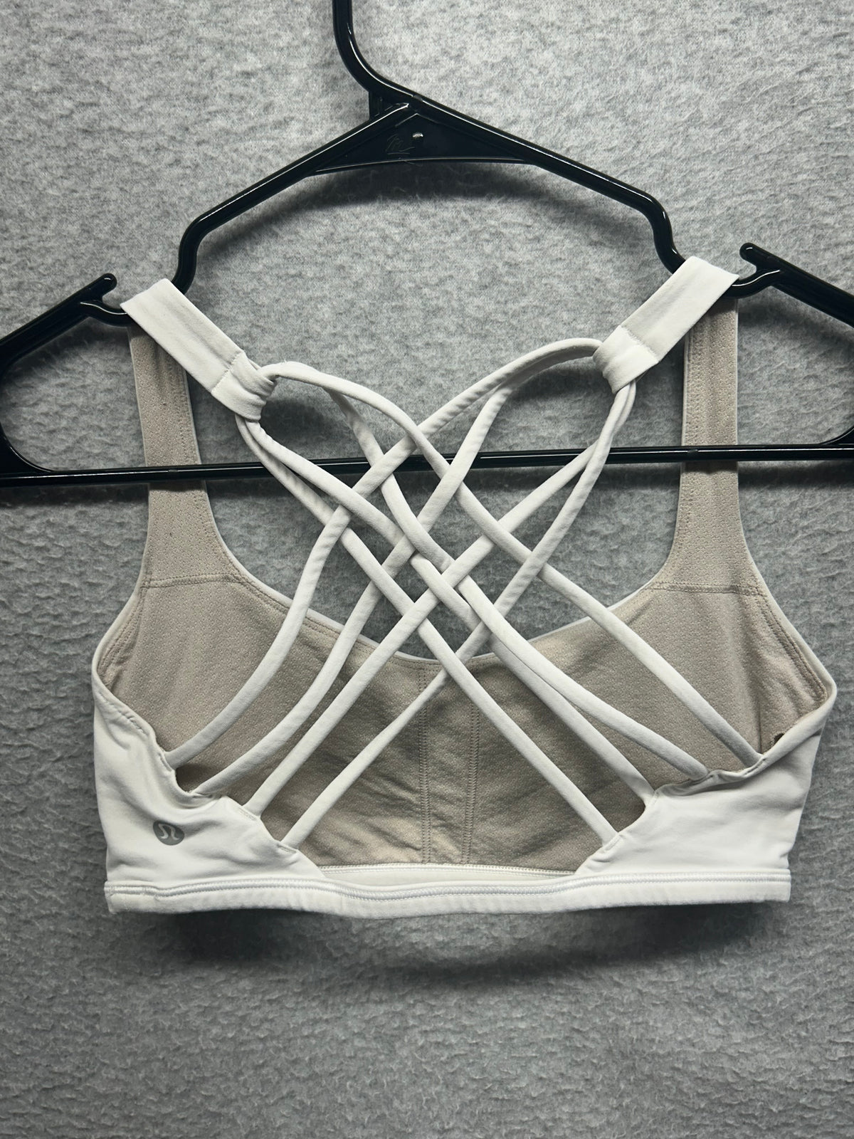 Lululemon Free to Be Bra Wild Size 4 White