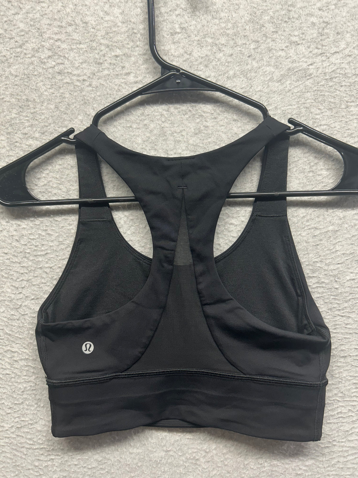Lululemon Invigorate Bra Long Line Size 6 Black