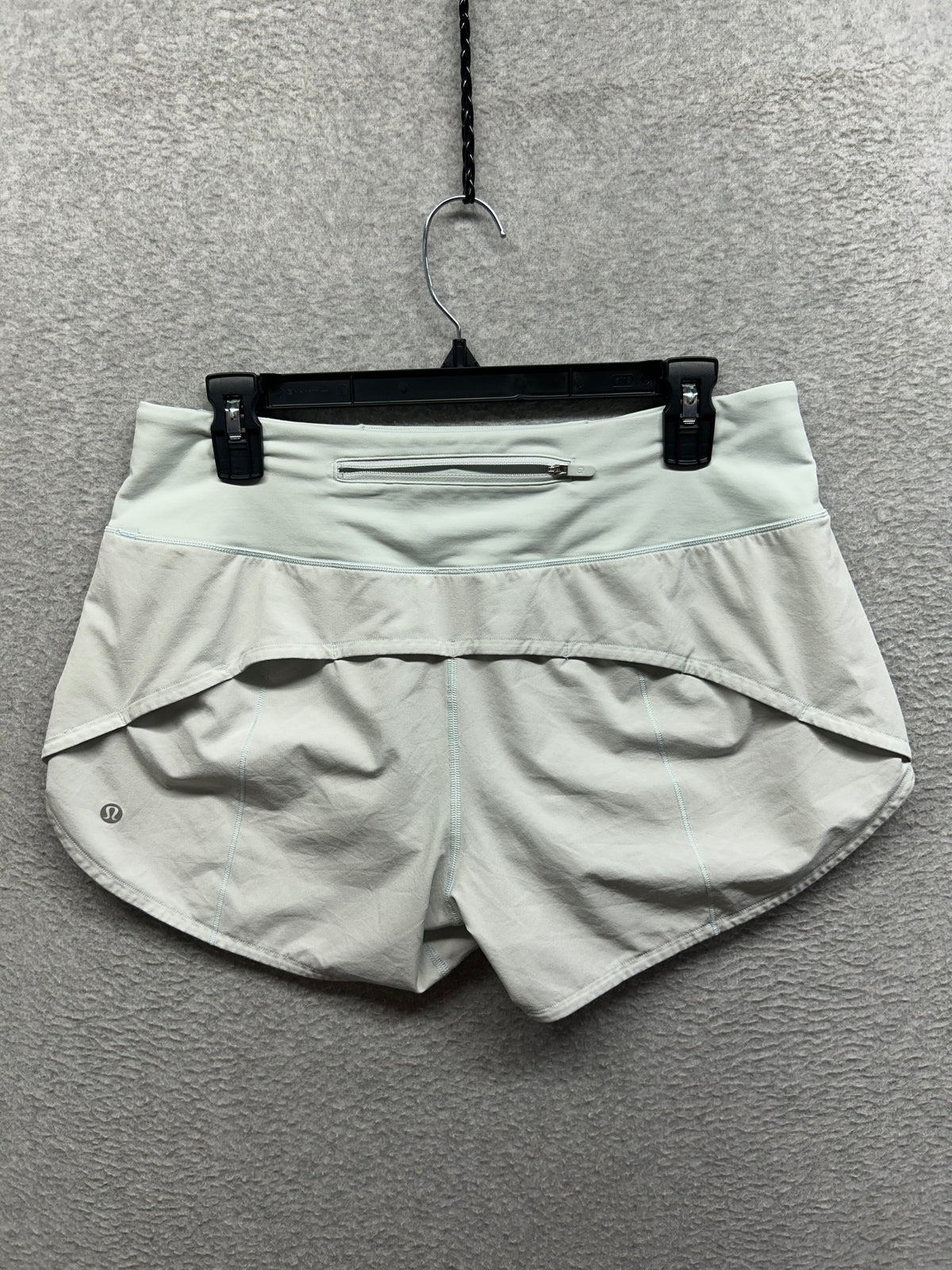 Lululemon Speed Up Short Long 4" Size 8 Hazy Jade