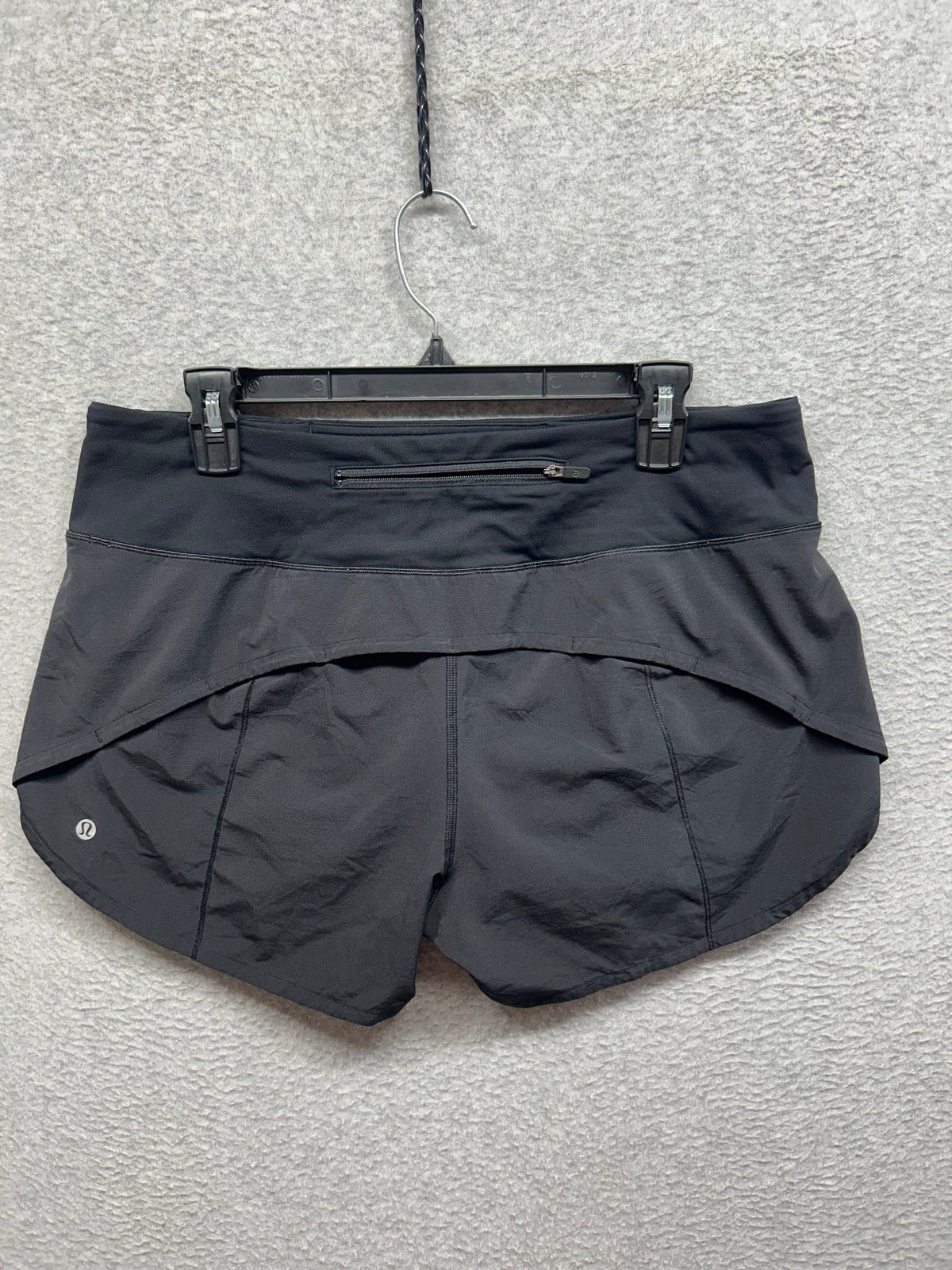 Lululemon Speed Up Mid-Rise Short 4" Size 10 Black