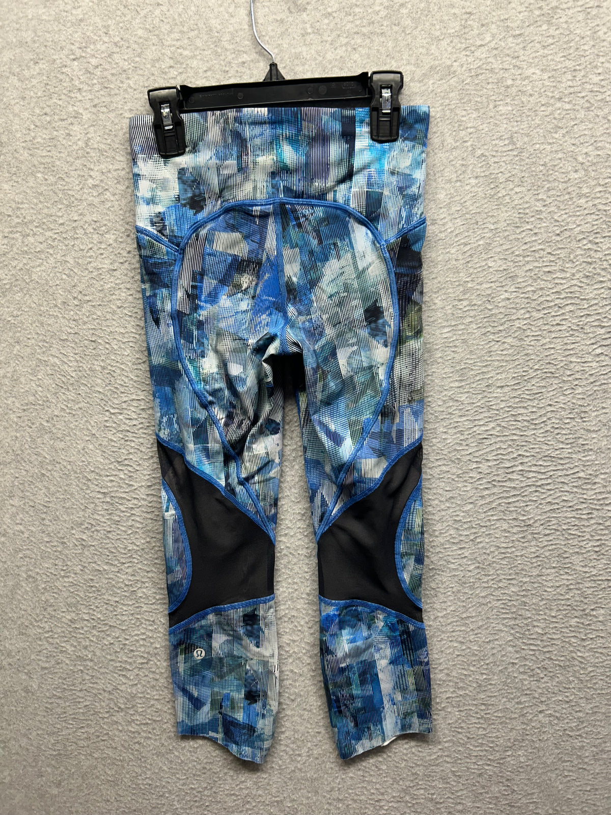 Lululemon On Pace Crop 21" Size 2 Sun Dazed Multi Blue