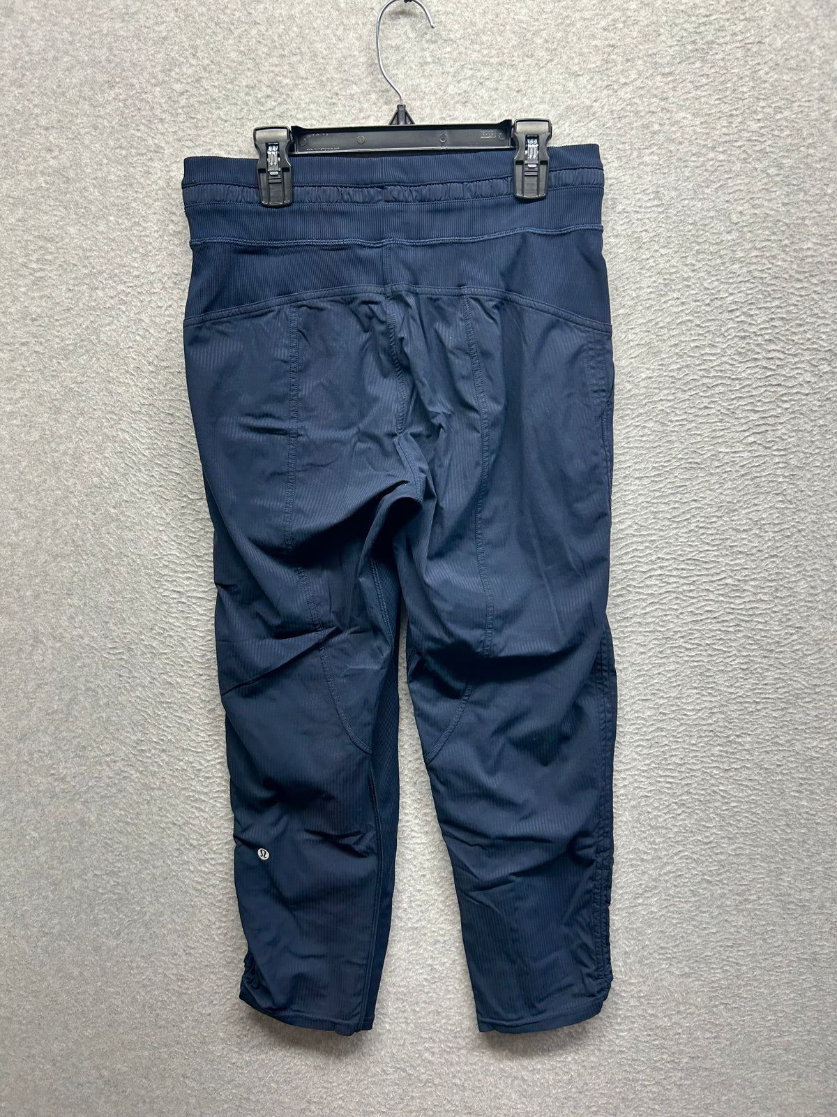 Lululemon Dance Studio Crop II Unlined 20" Size 4 True Navy