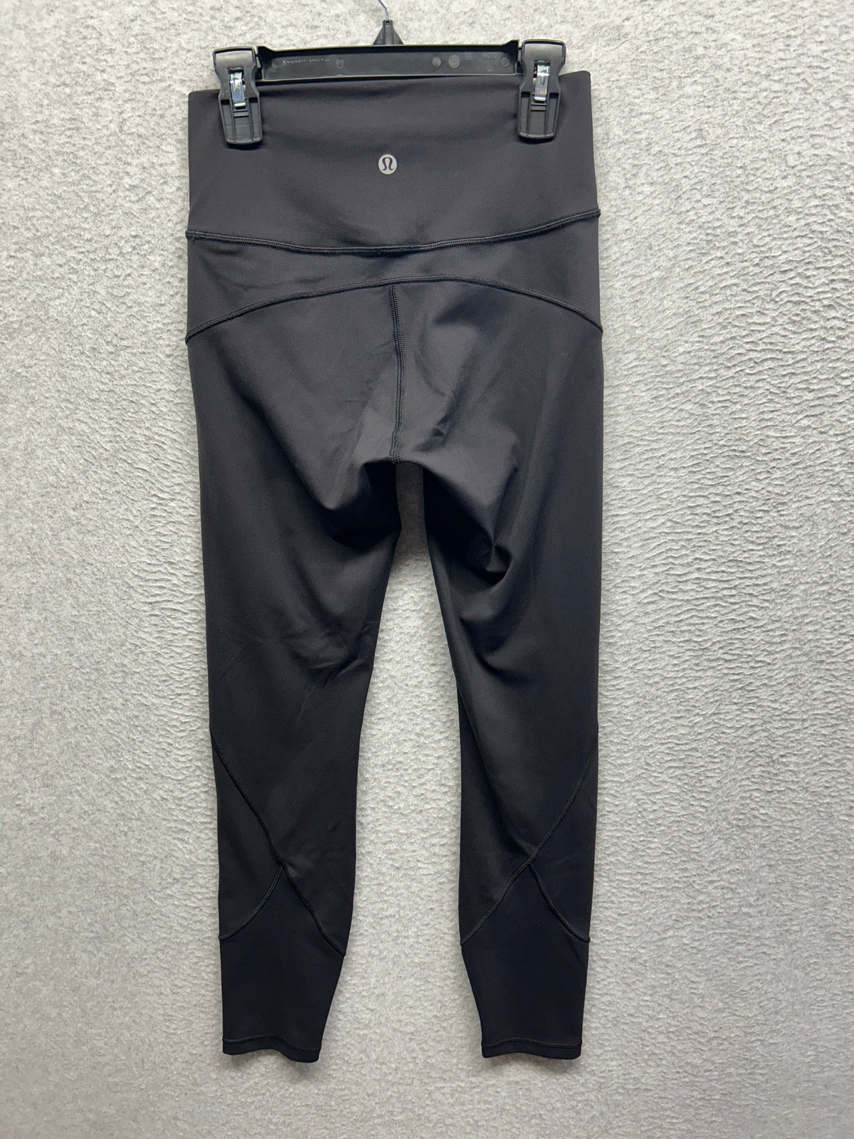 Lululemon In Movement Tight 25" Everlux Size 4 Black