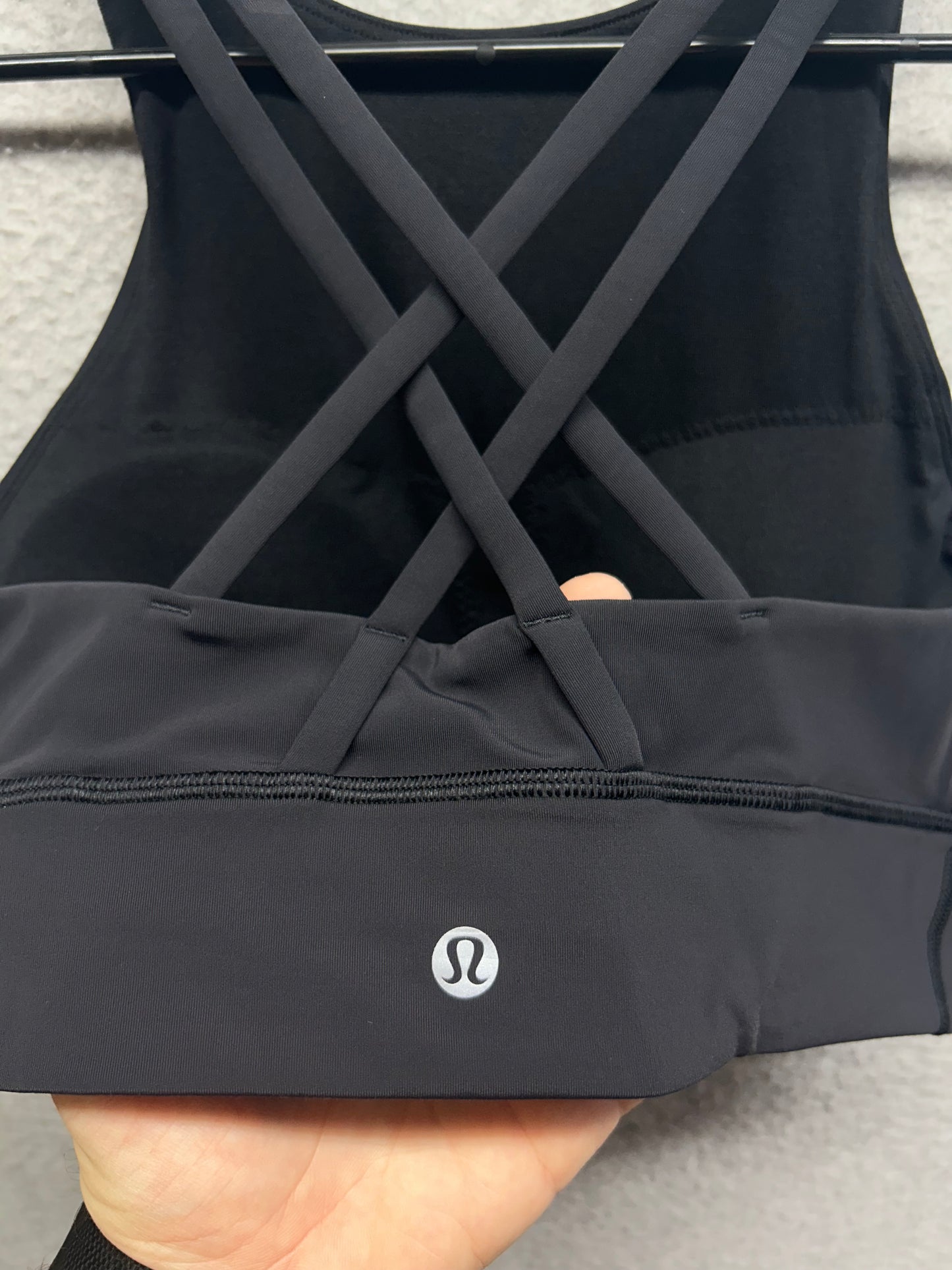 Lululemon Energy Bra High Neck Long Line Tough Size 8 Black