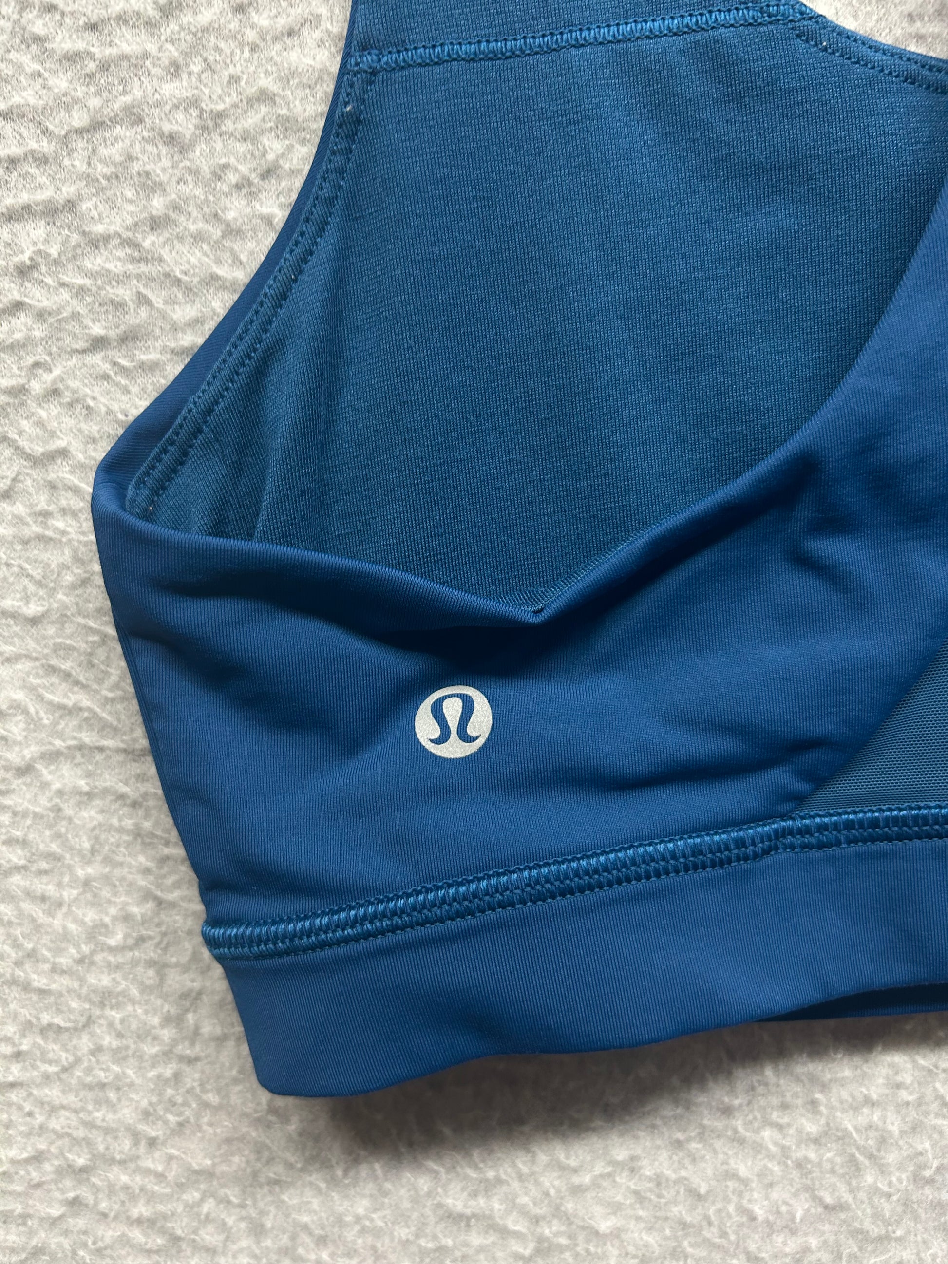 Lululemon Invigorate Bra Size 8 Poseidon