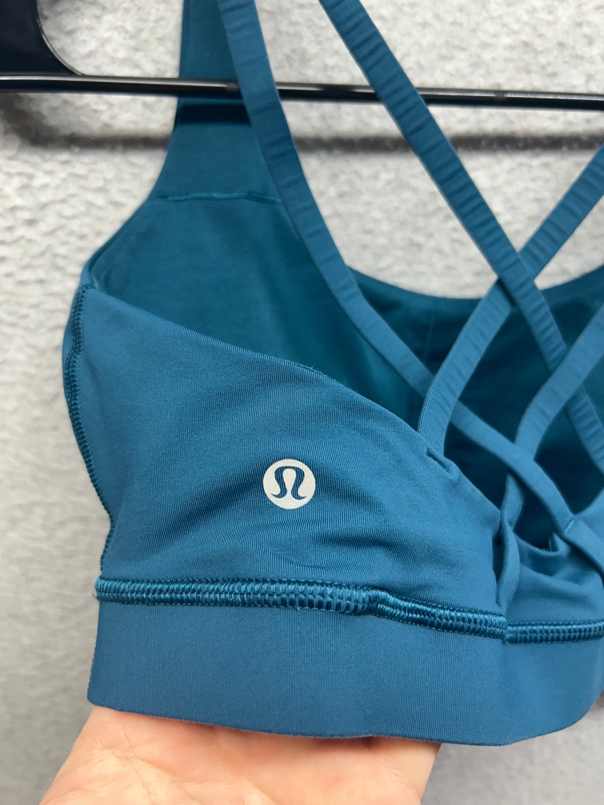 Lululemon Energy Bra Medium Support, B–D Cups Size 10 Code Blue