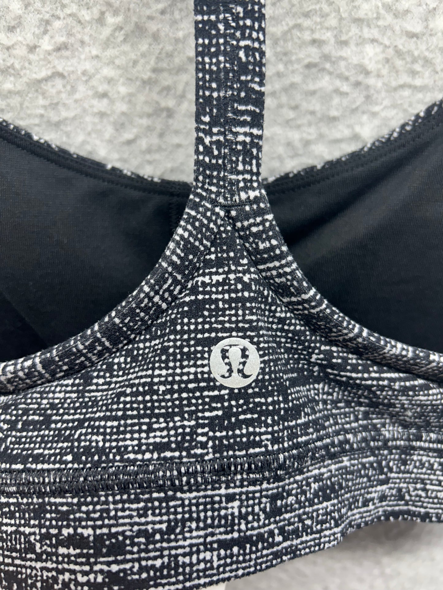 Lululemon Flow Y Bra Nulu Size 2 Twillines Ice Grey Black