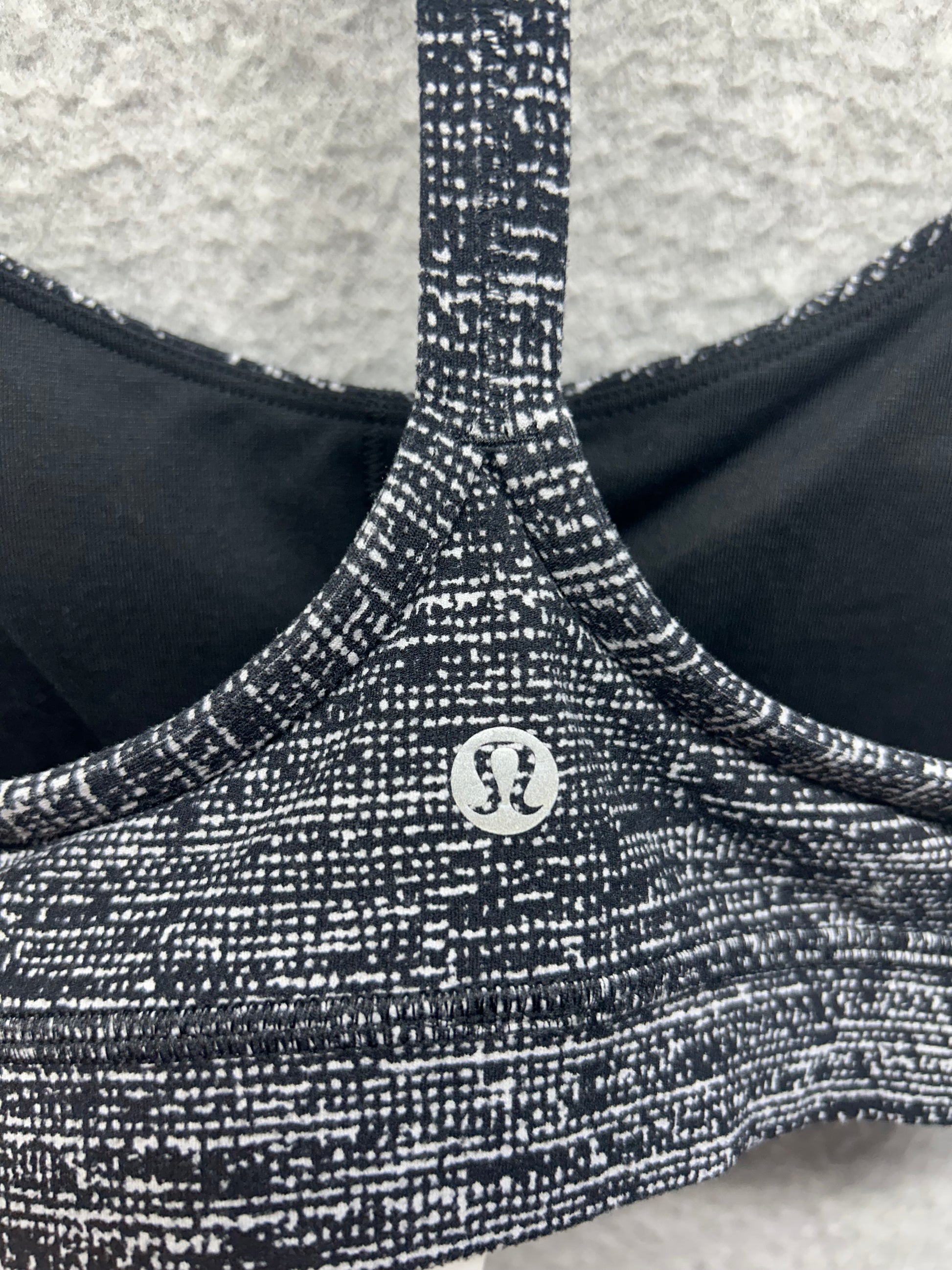 Lululemon Flow Y Bra Nulu Size 2 Twillines Ice Grey Black