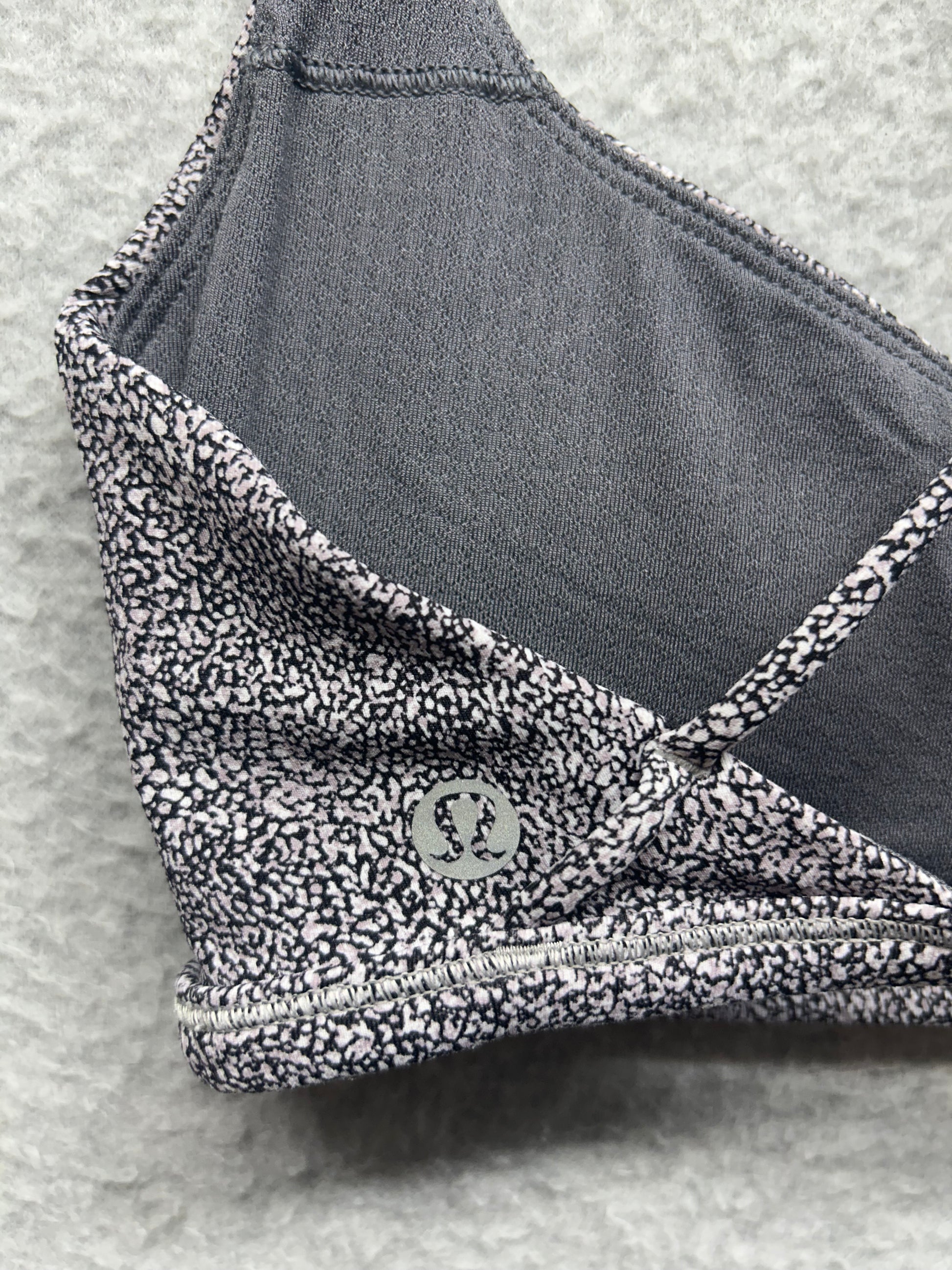 Lululemon Free To Be Zen Bra Size 4 Sea Spray Alpine White Dark Chrome