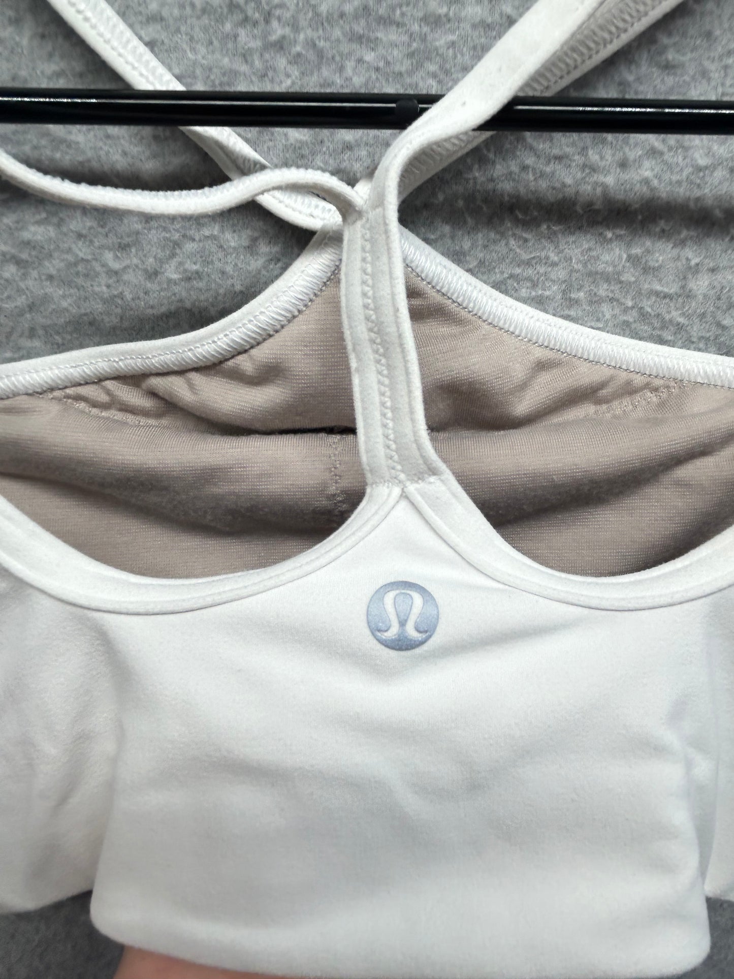 Lululemon Flow Y Strappy Bra Nulu Light Support, A–C Cups Size 4 White