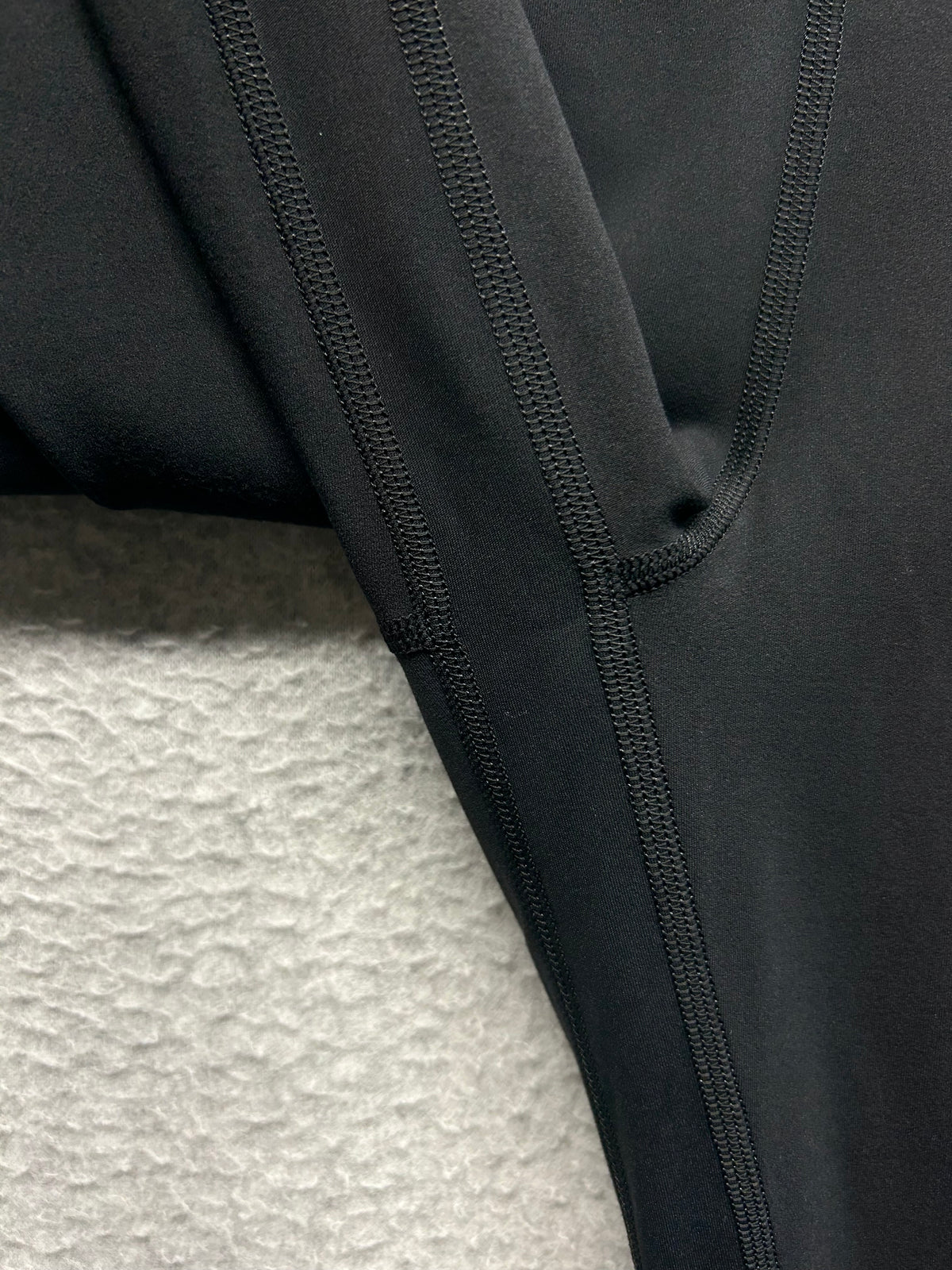 Lululemon Align High-Rise Mini Flare Pant 32" Size 6 Black