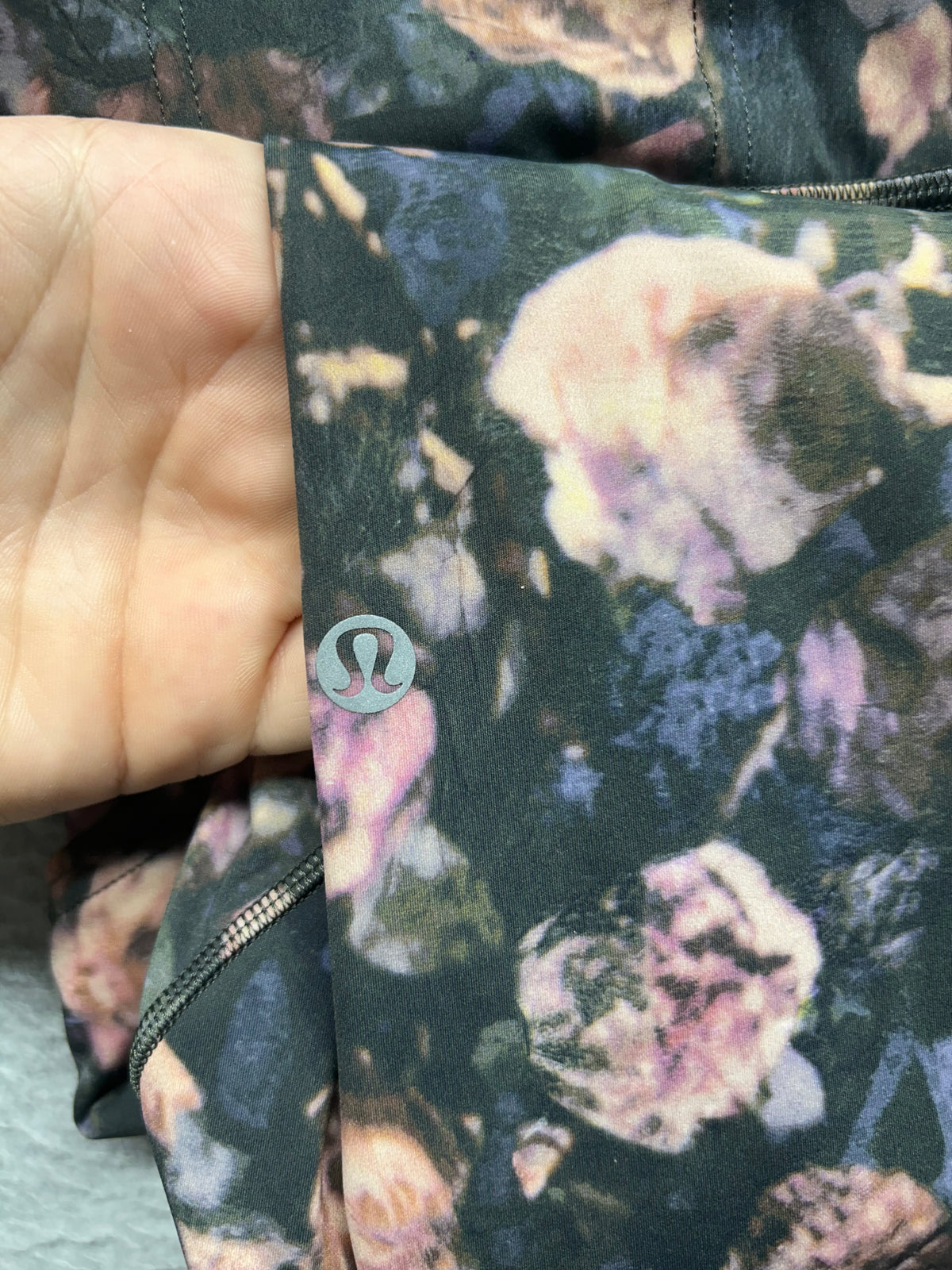Lululemon Fast & Free Full Length Tight Nulux 28" Size 6 Frosted Rose Multi