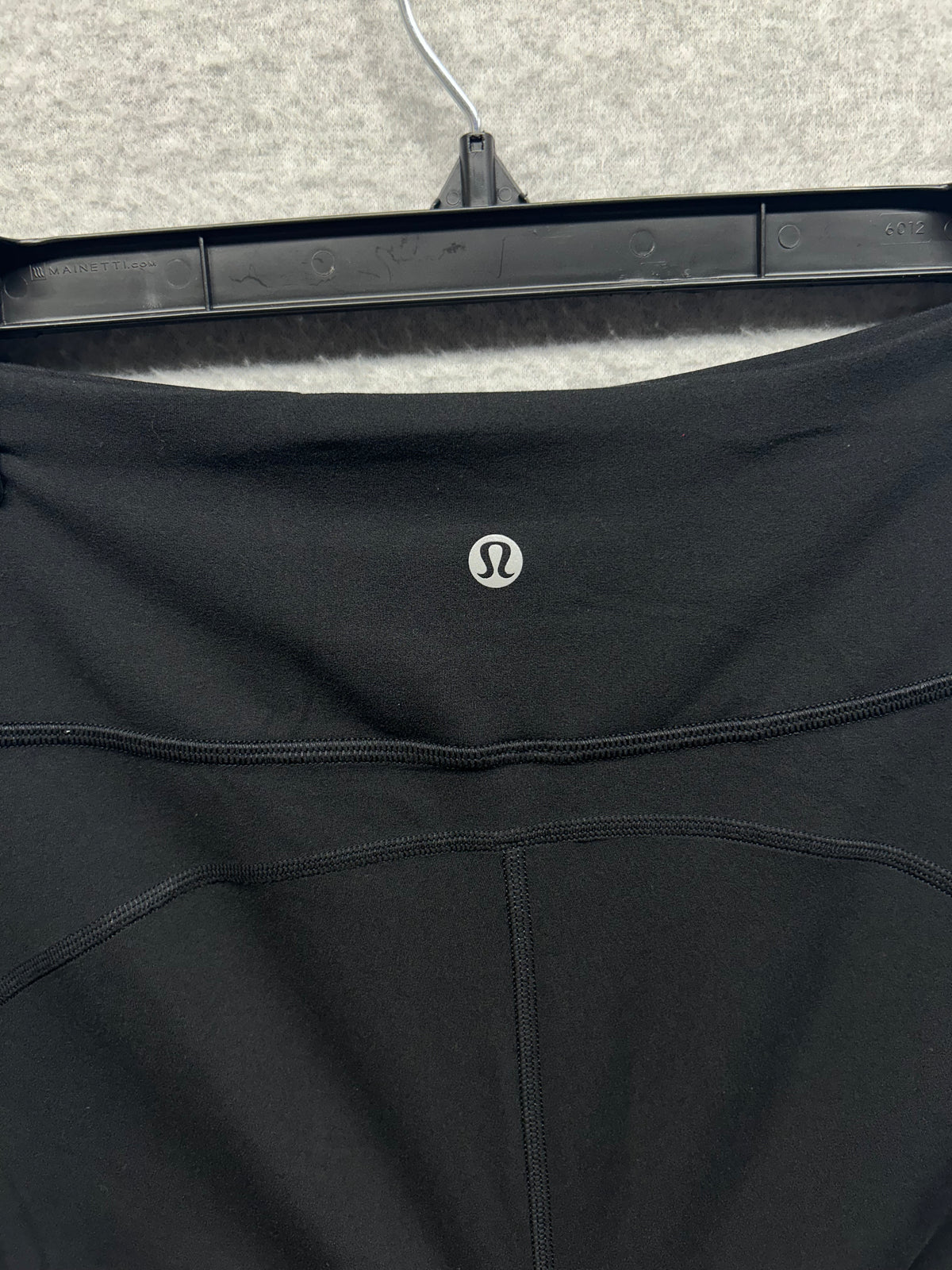 Lululemon Groove High-Rise Nulu Flared Pant Short Size 6 Black