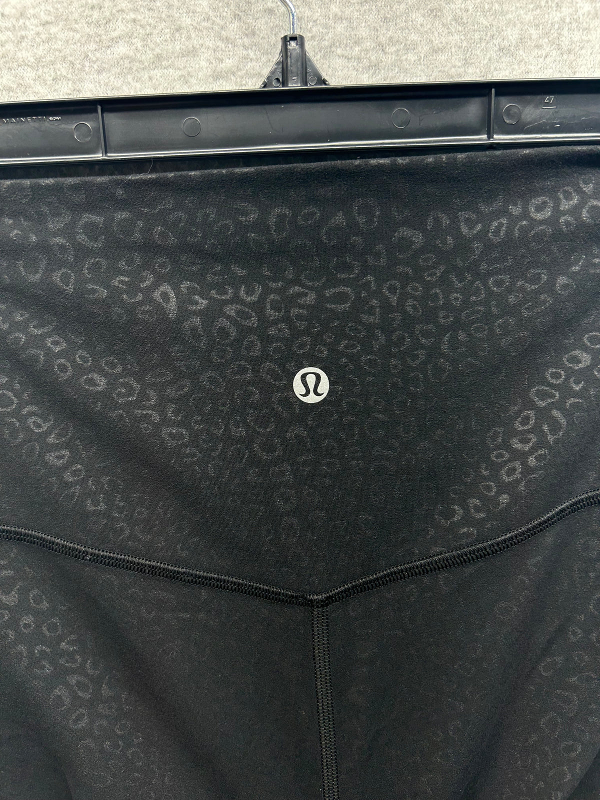 Lululemon Align High-Rise Pant 25" Size 6 Leopard Daisy Emboss Black