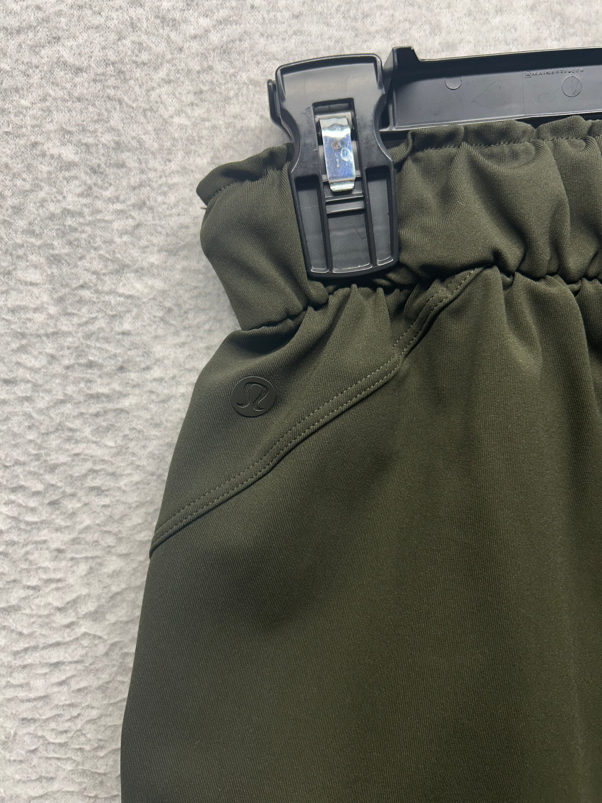 Lululemon Stretch High-Rise Jogger Size 0 Dark Olive