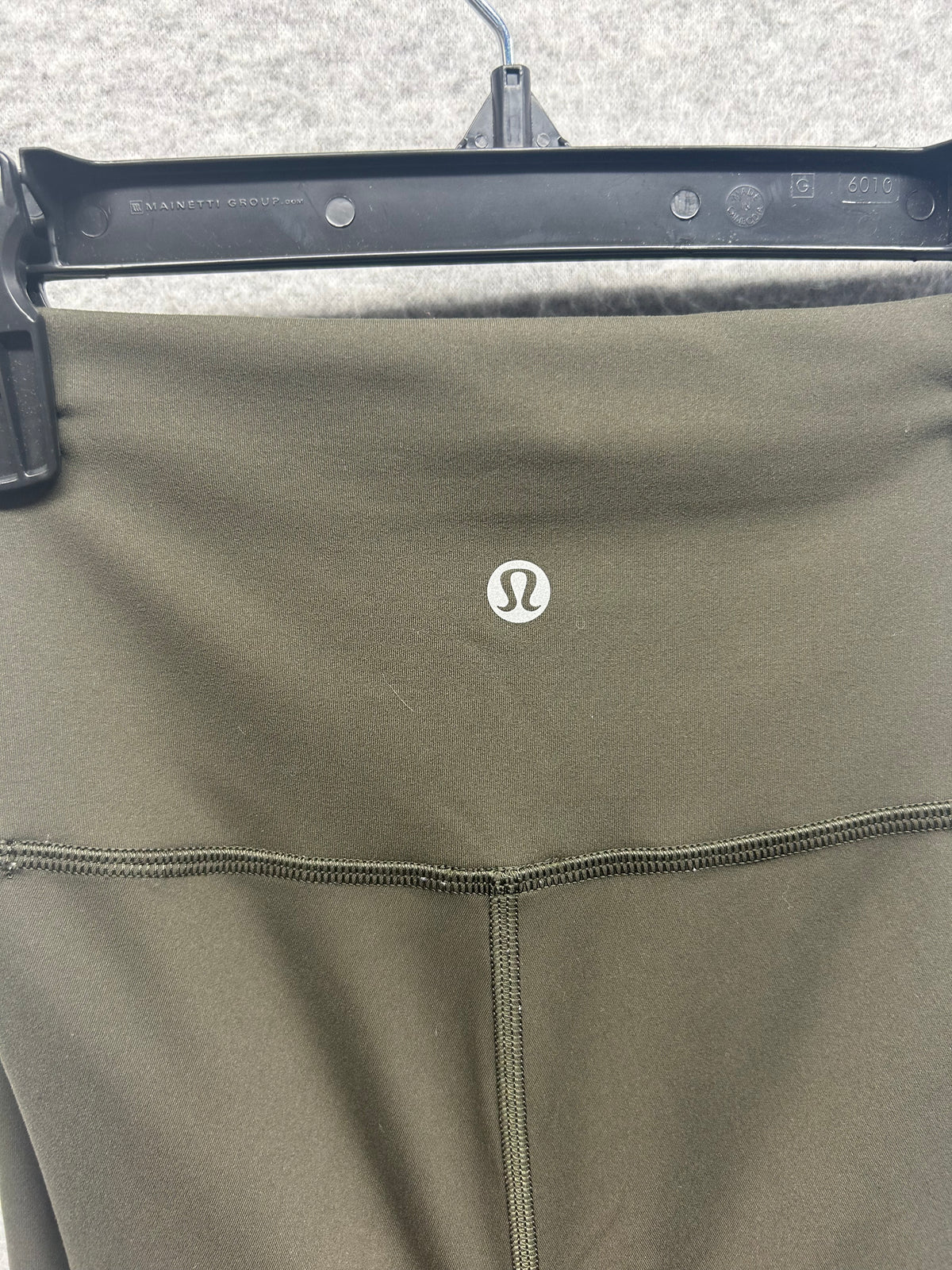 Lululemon Wunder Train High-Rise Tight 25" Size 0 Dark Olive