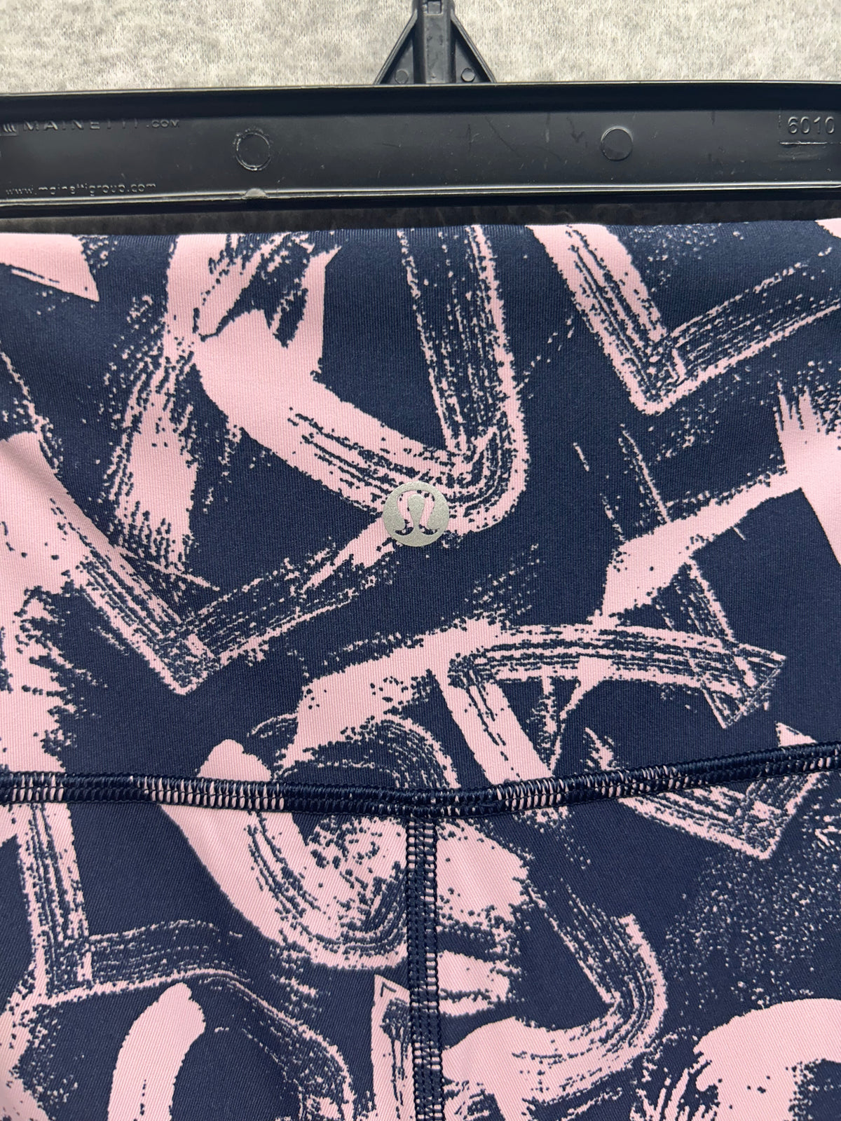 Lululemon Wunder Under High-Rise Tight Full-On Luxtreme 28" Size 2 Graffiti Pop Antoinette True Navy