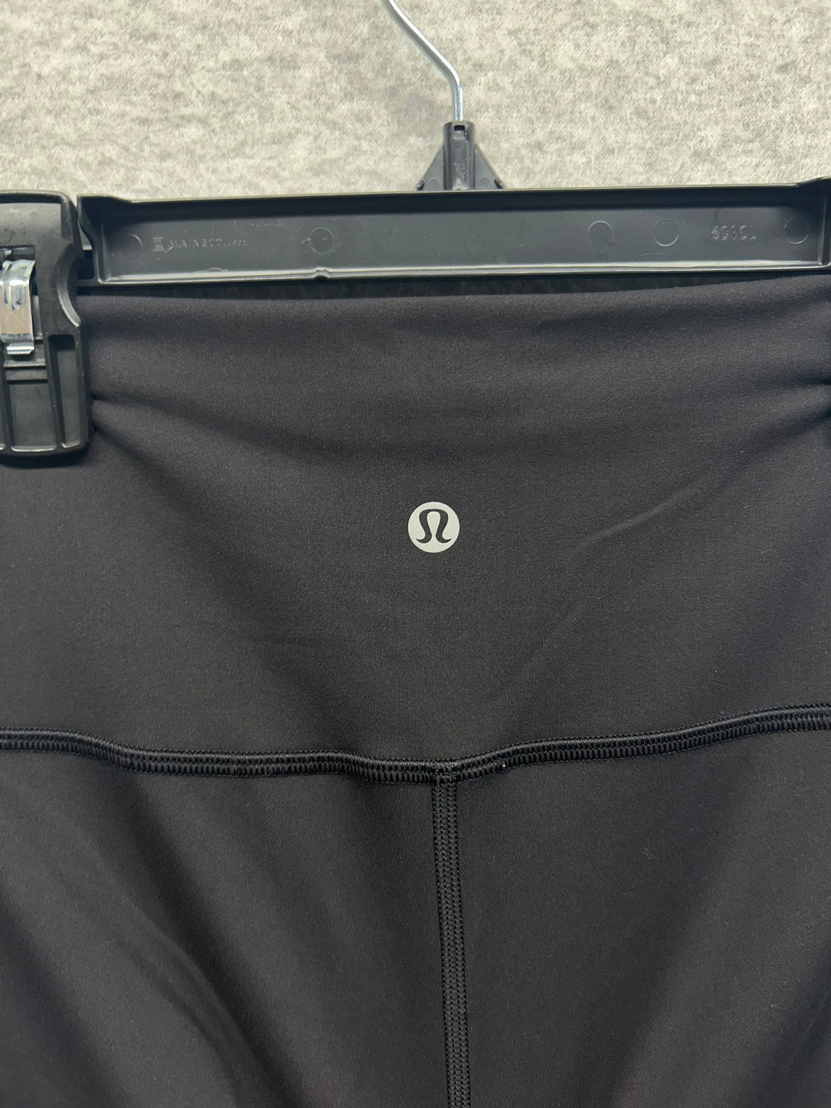 Lululemon Wunder Train High-Rise Tight 28" Size 4 Black