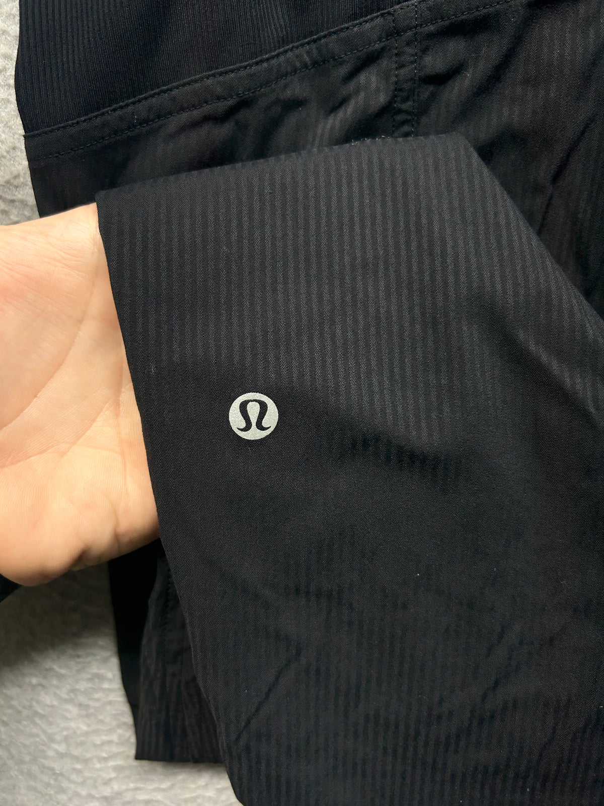 Lululemon Dance Studio Mid-Rise Crop 25" Size 4 Black