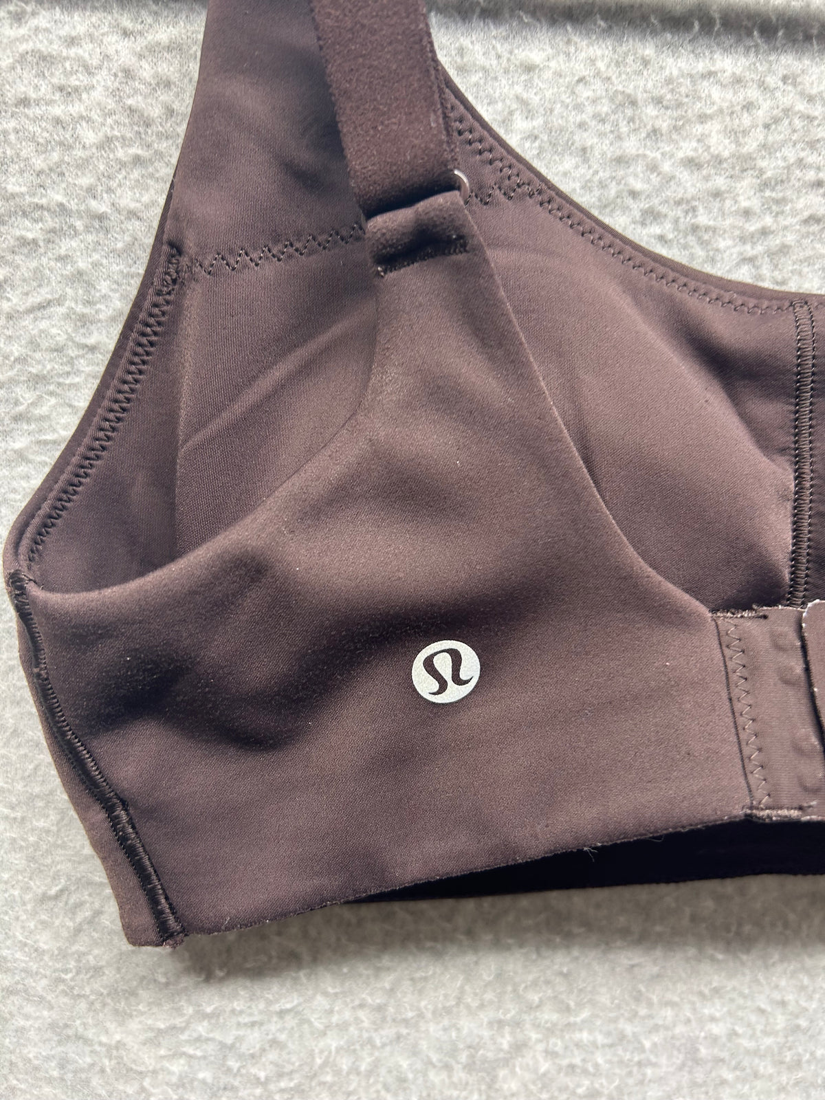 Lululemon In Alignment Straight-Strap Bra Light Support, C/D Cup Size 6 French Press