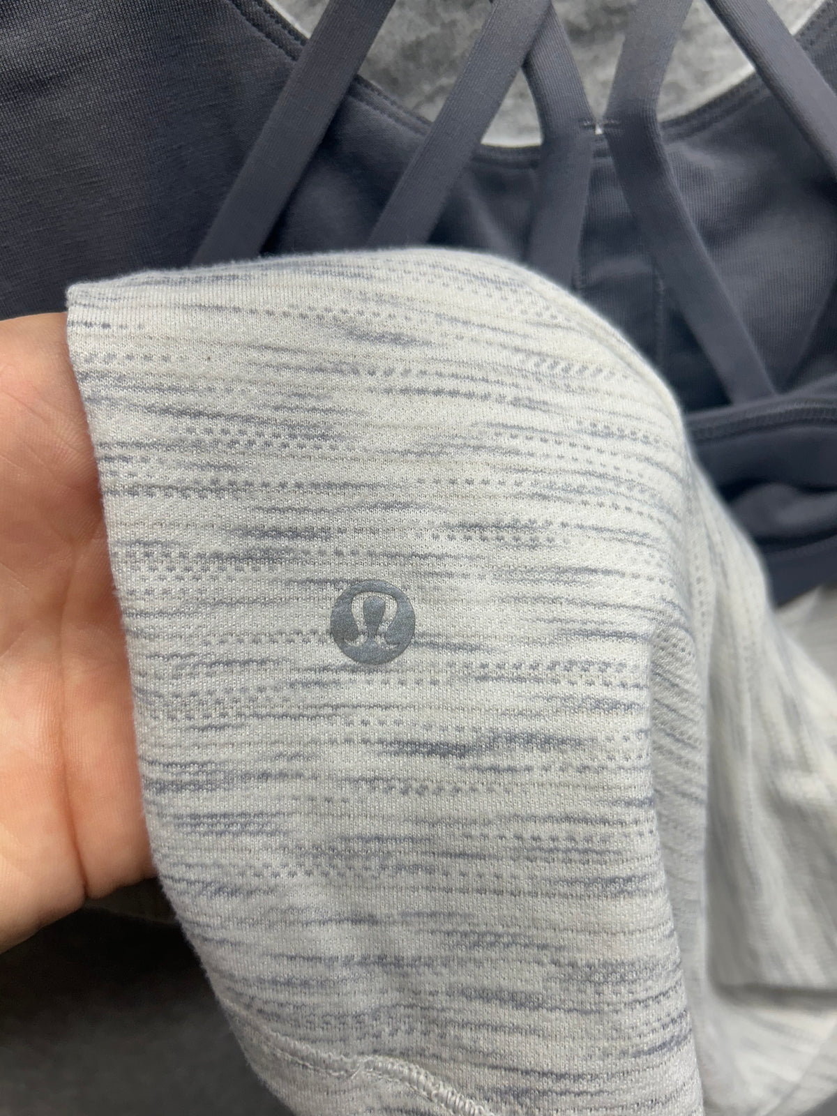 Lululemon Slay The Studio 2-In-1 Tank Medium Support B/C Cup Size 4 Tiger Space Dye Hail White / Titanium