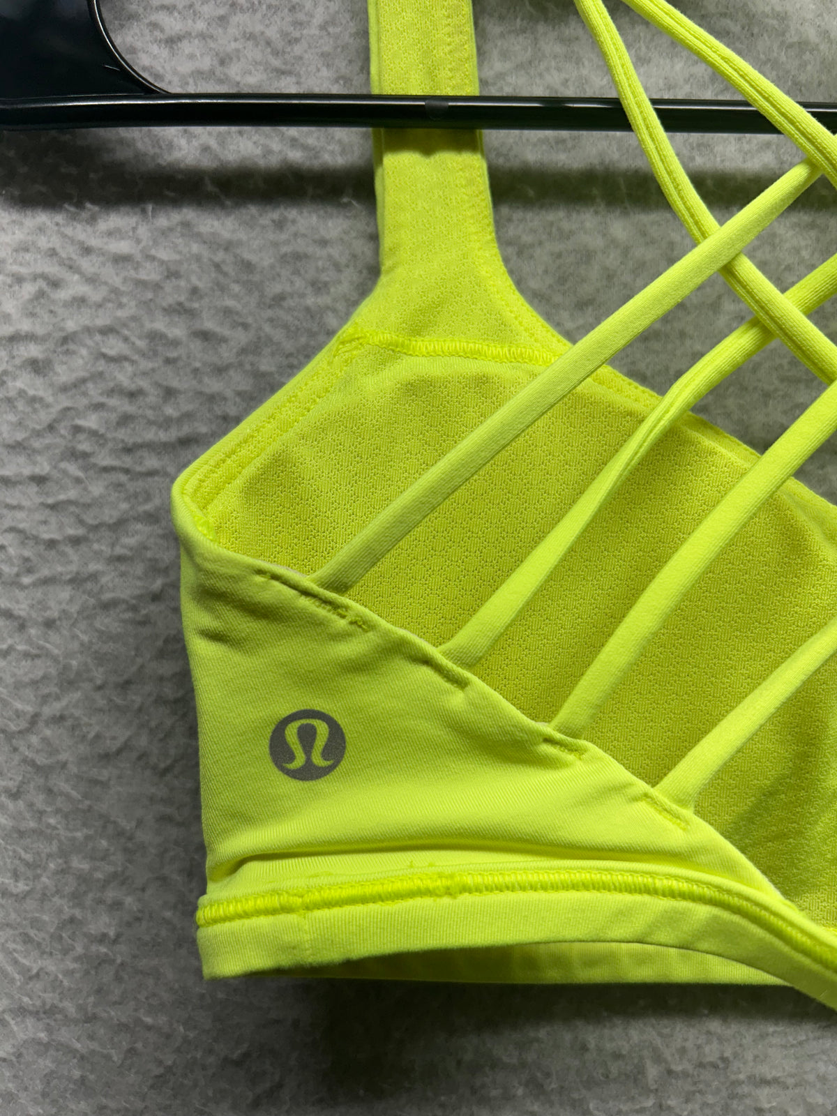 Lululemon Free To Be Bra Wild Light Support, A/B Cup Size 4 Highlight Yellow
