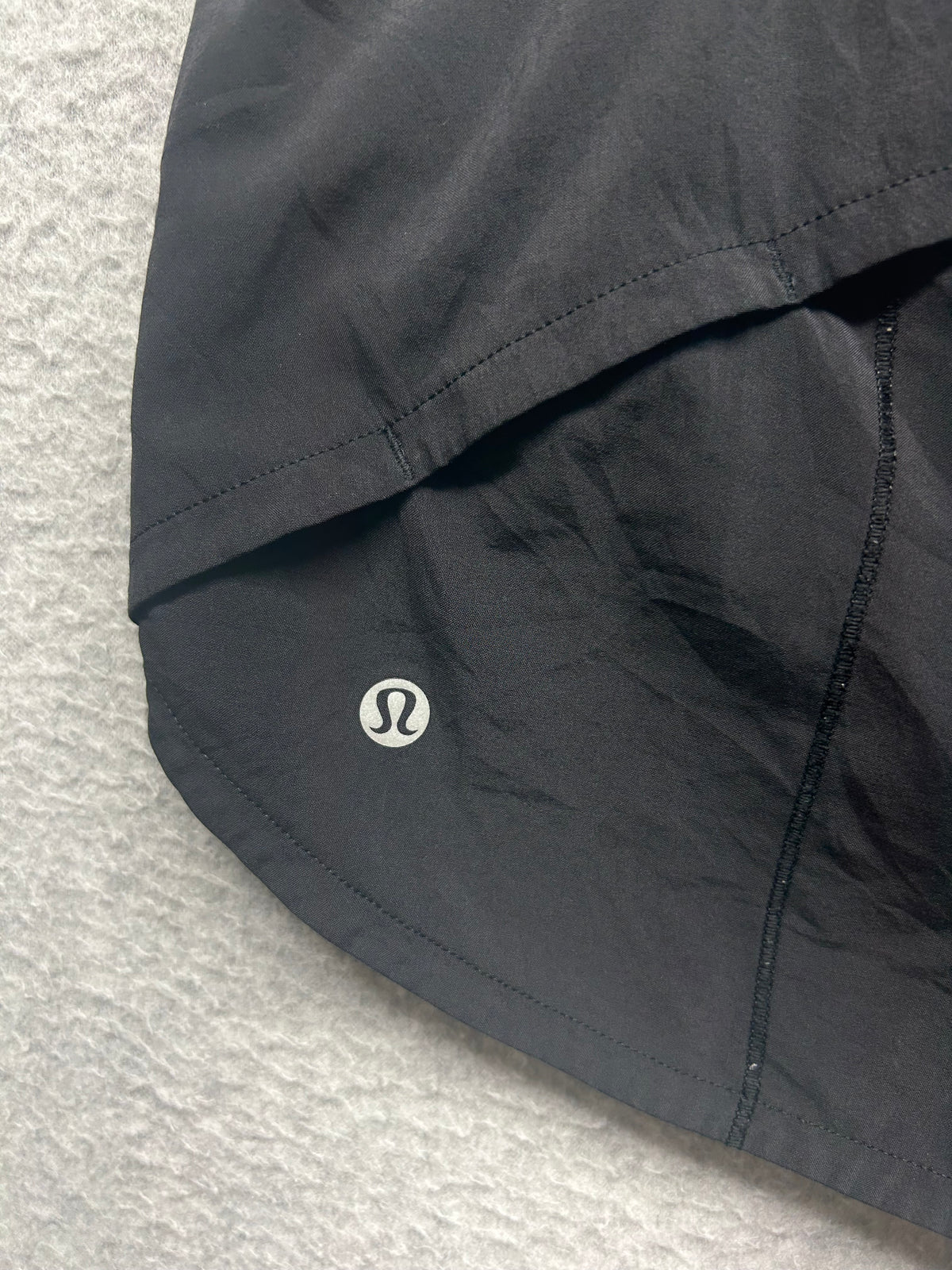 Lululemon Speed Up Short 2.5" Size 8 Black