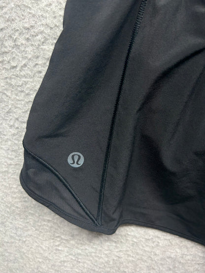 Lululemon Hotty Hot Short High-Rise 2.5" Size 4 Black (Second Release)