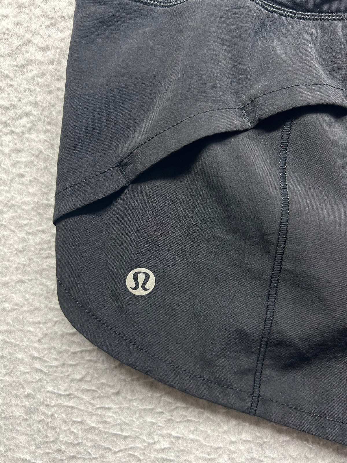 Lululemon Speed Up Short 2.5" Size 2 Black