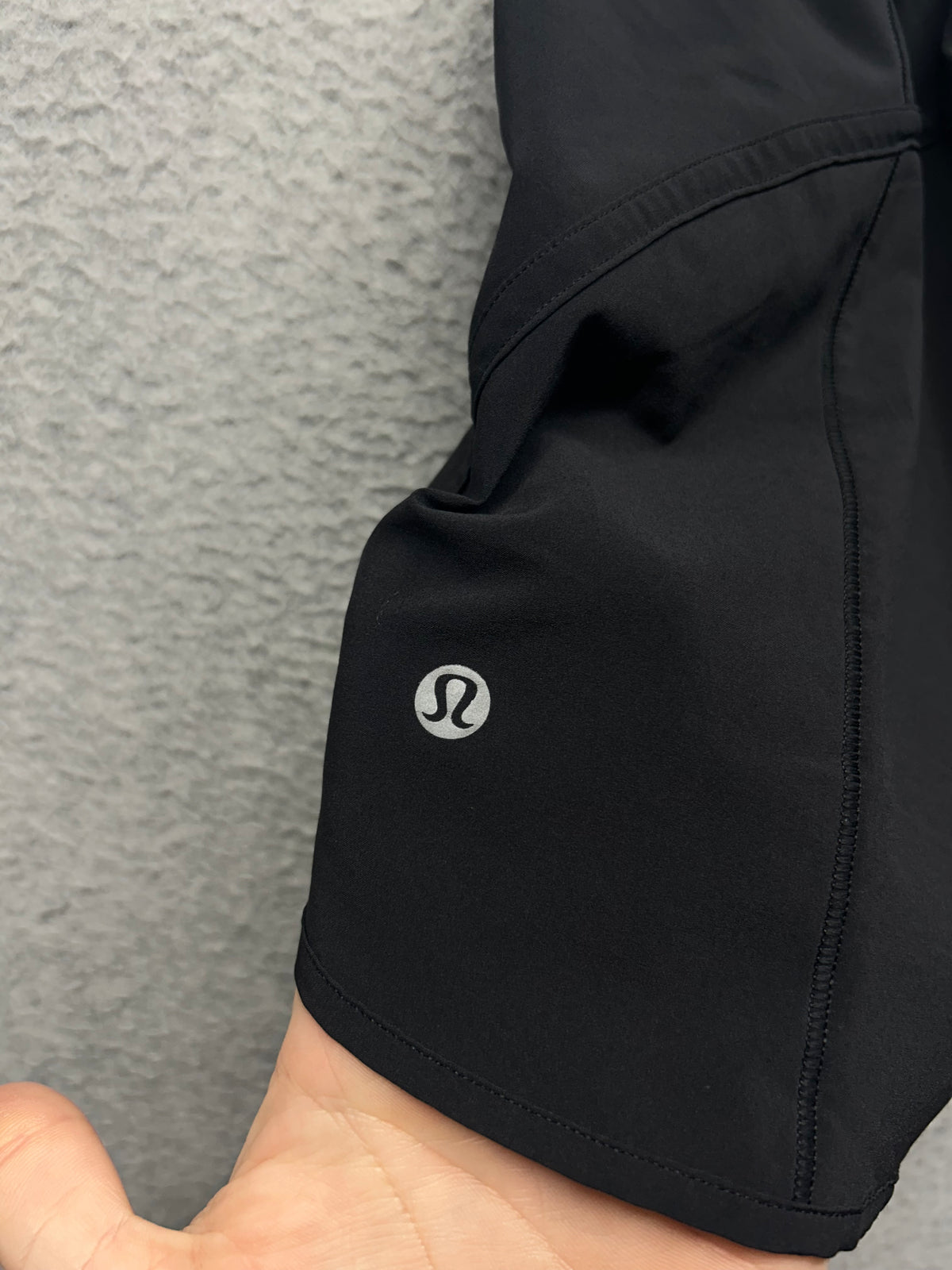 Lululemon Track That Short 5" Size 4 Black