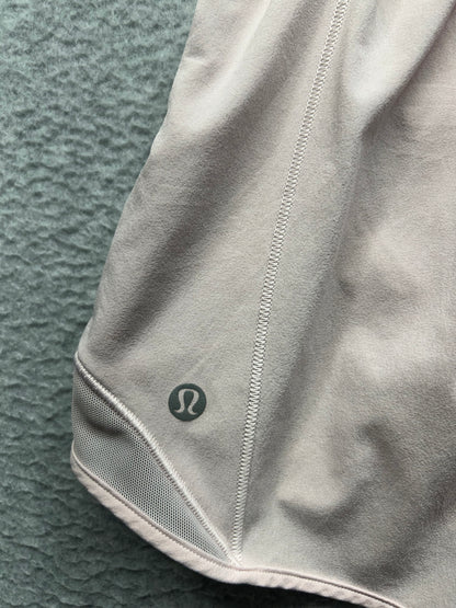 Lululemon Hotty Hot High-Rise Lined Short 4" Size 0 Meadowsweet Pink