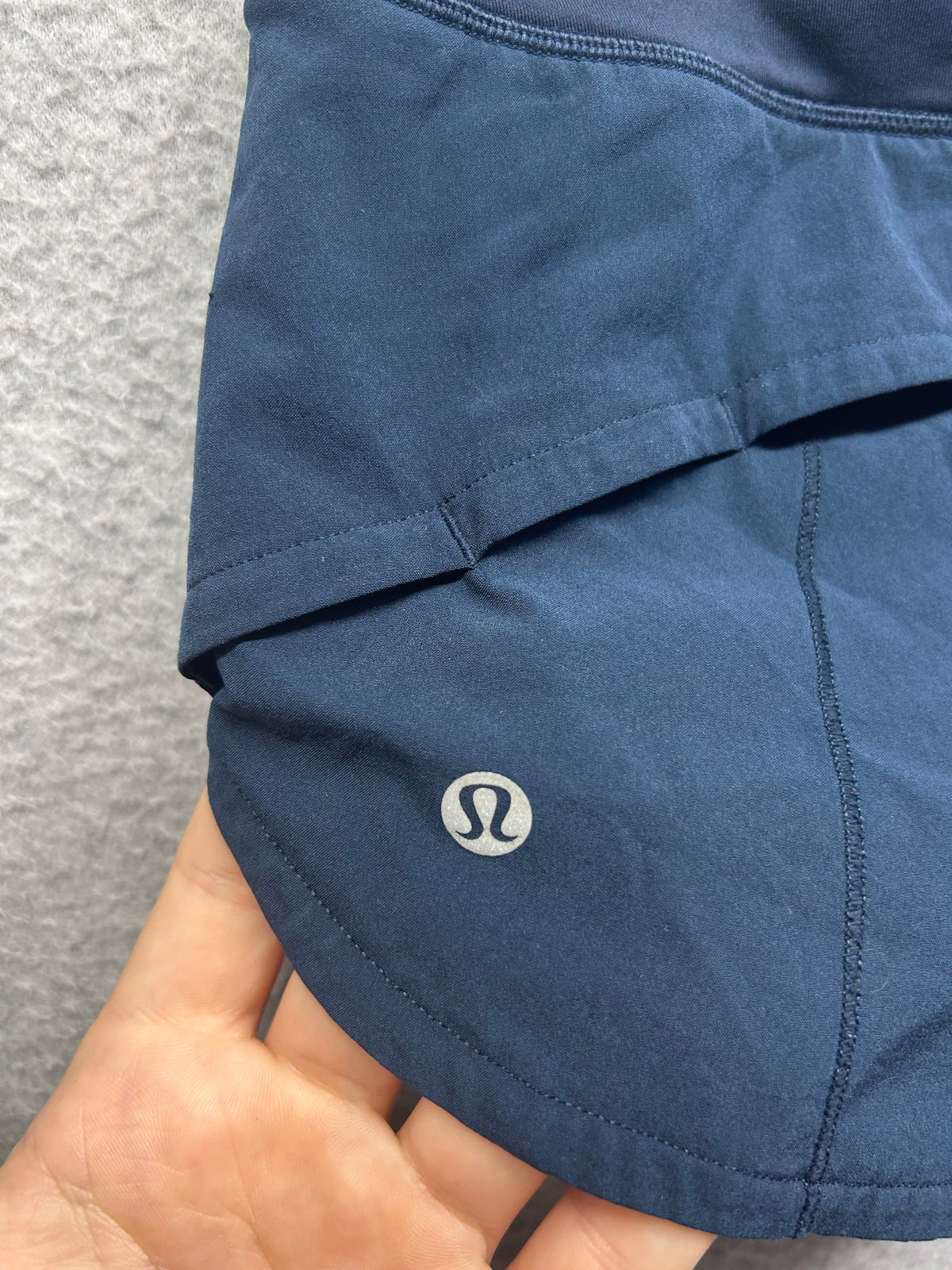 Lululemon Speed Up Short 2.5" Size 2 True Navy