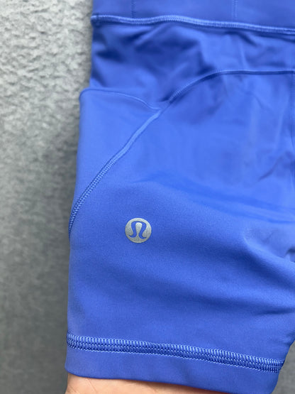 Lululemon Fast and Free Short 6" Non-Reflective Size 6 Larkspur
